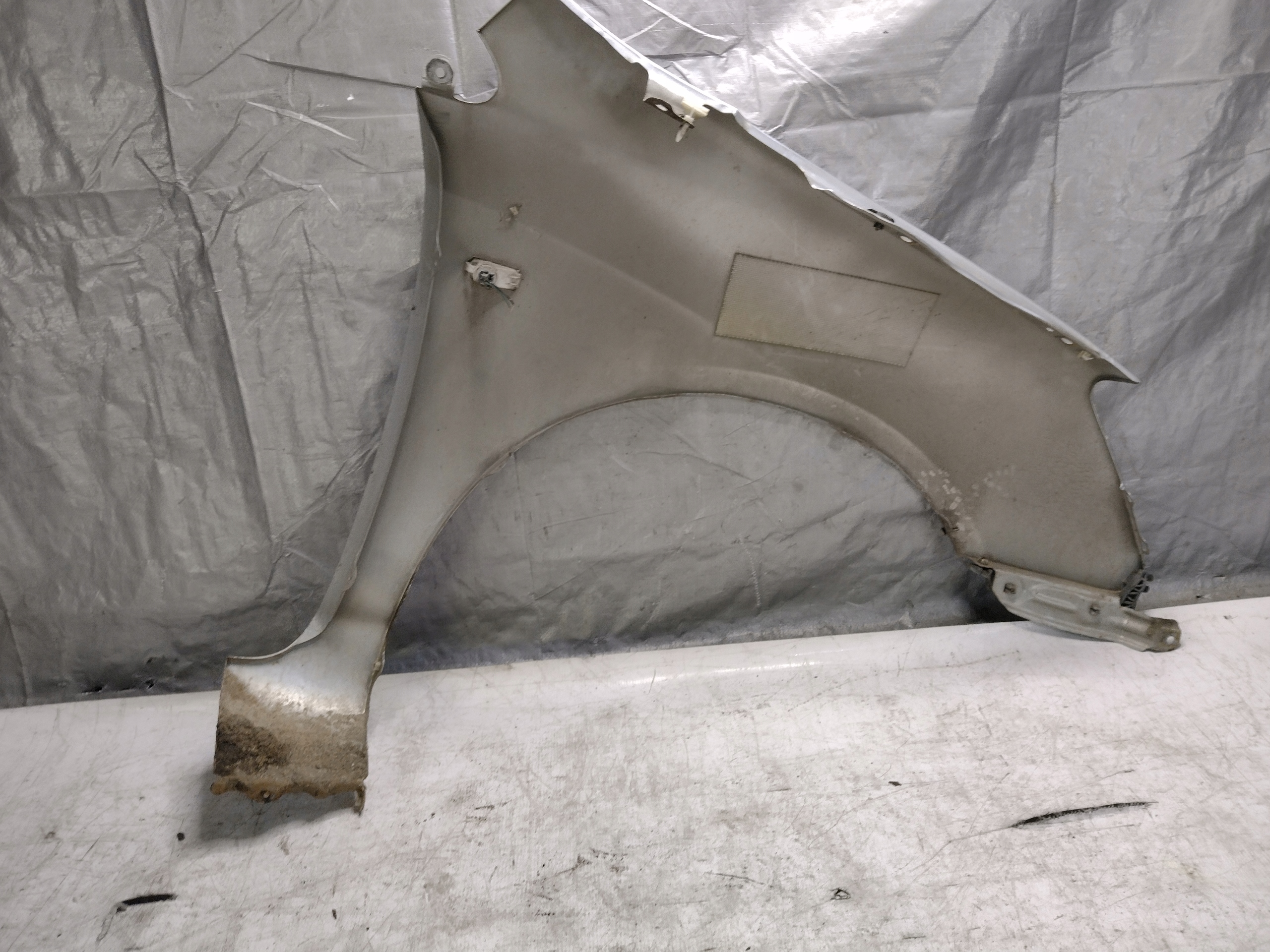 fender left front Honda Civic VII 7 HB k: NH623M
