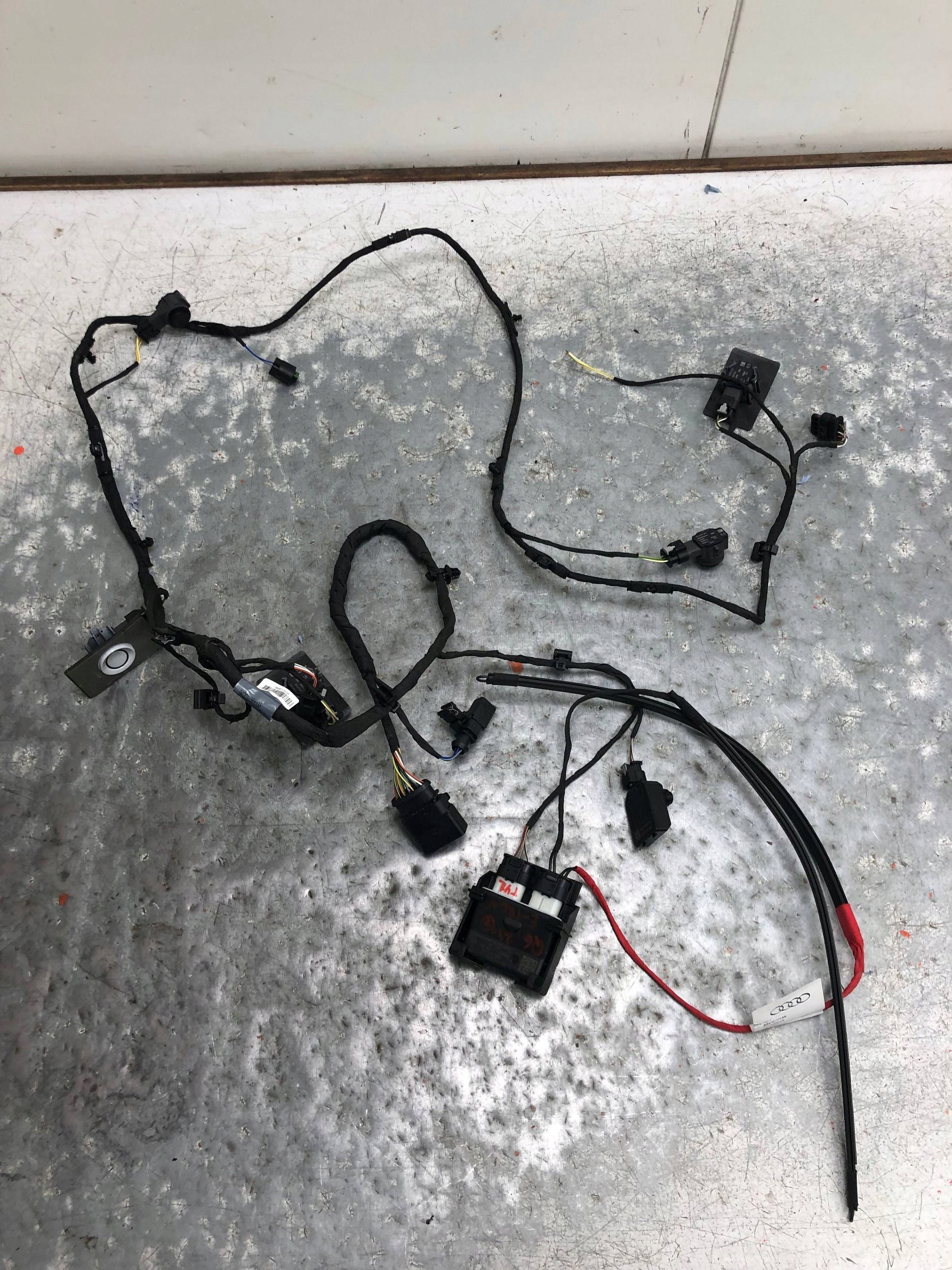 bundle PDC rear part AUDI Q6 E-TRON 1EA919275 1EA919275B 8MA945301A 80A962243