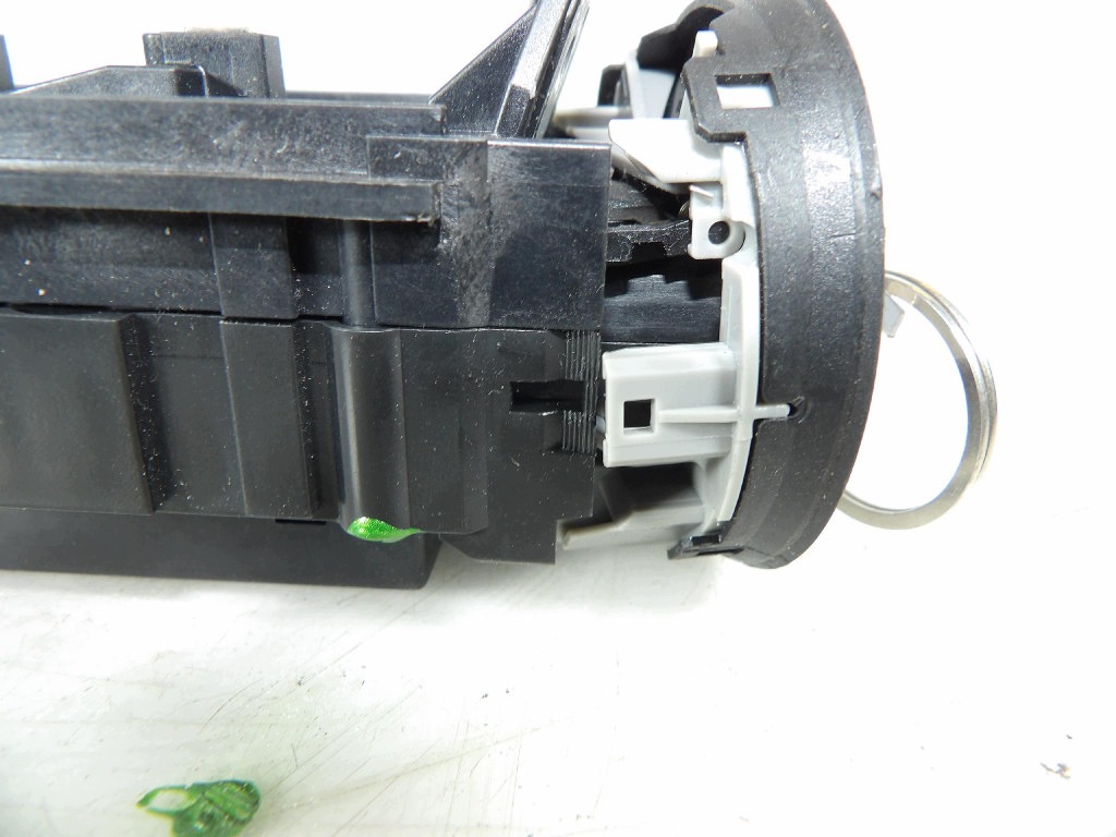 Accensione 3C0905843AE VW PASSAT B7 2.0TDI