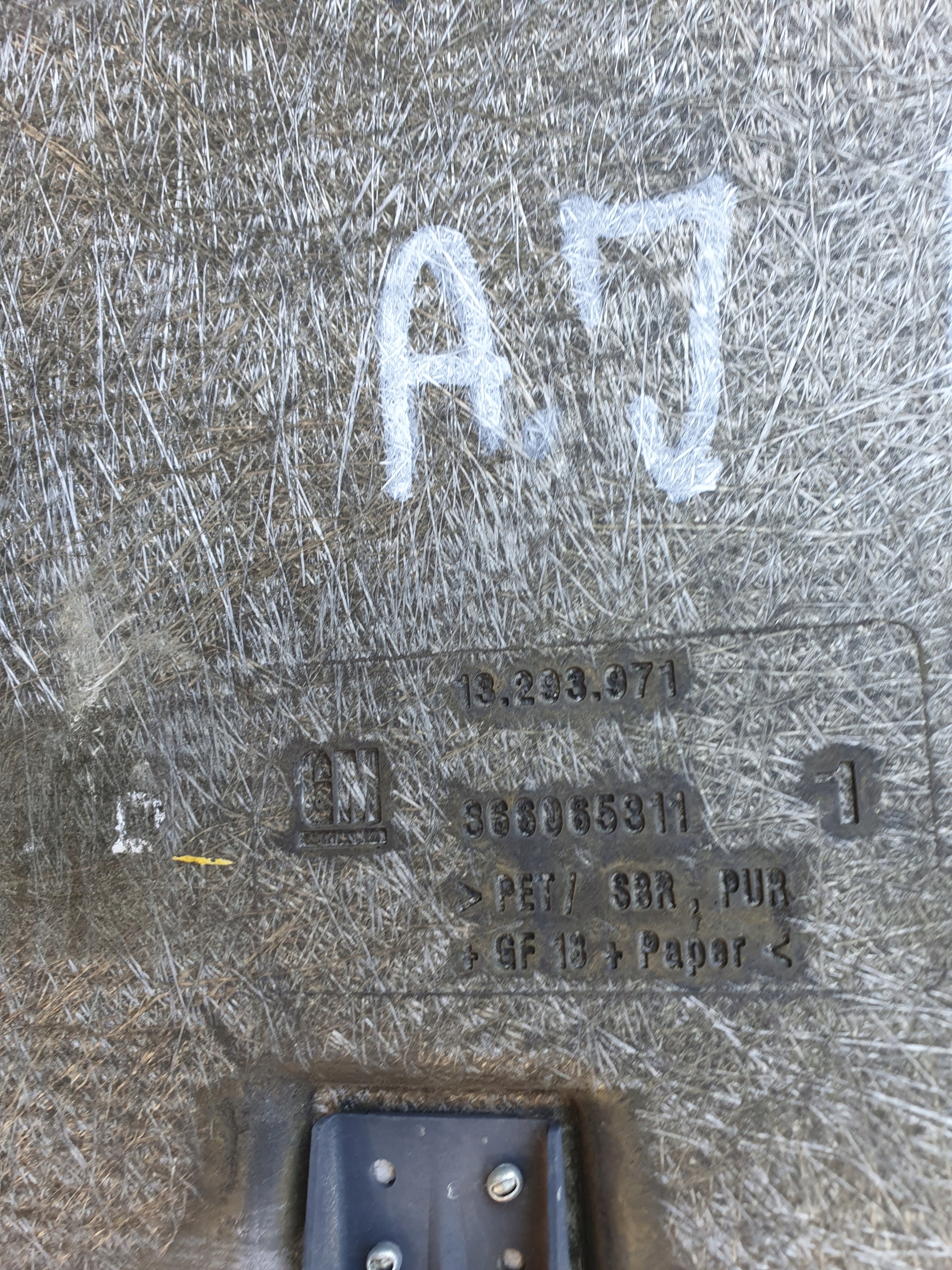 багажника opel Astra J HB