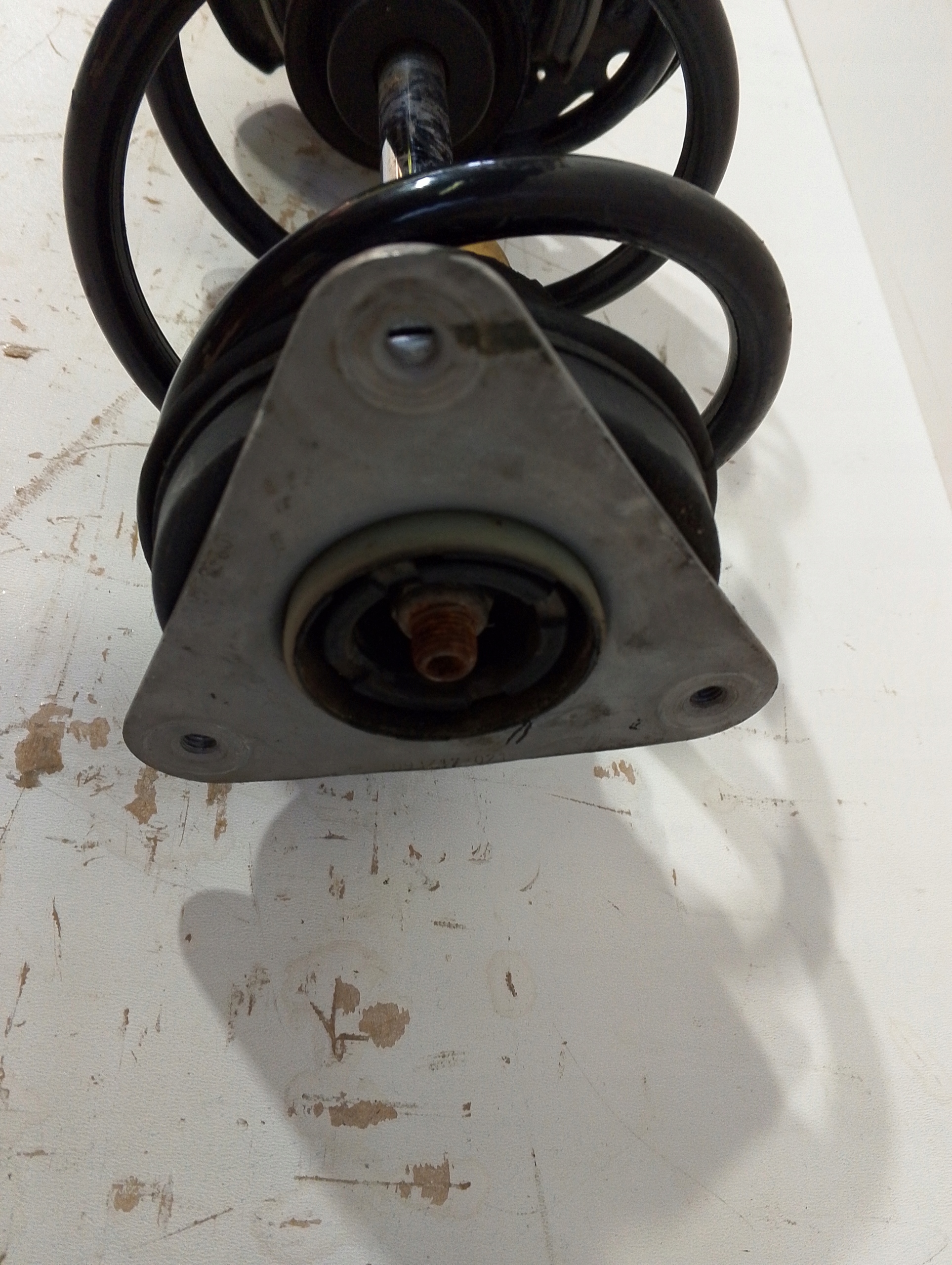 RENAULT CAPTUR and shock absorber front left right 1.5 TDCI (F89)