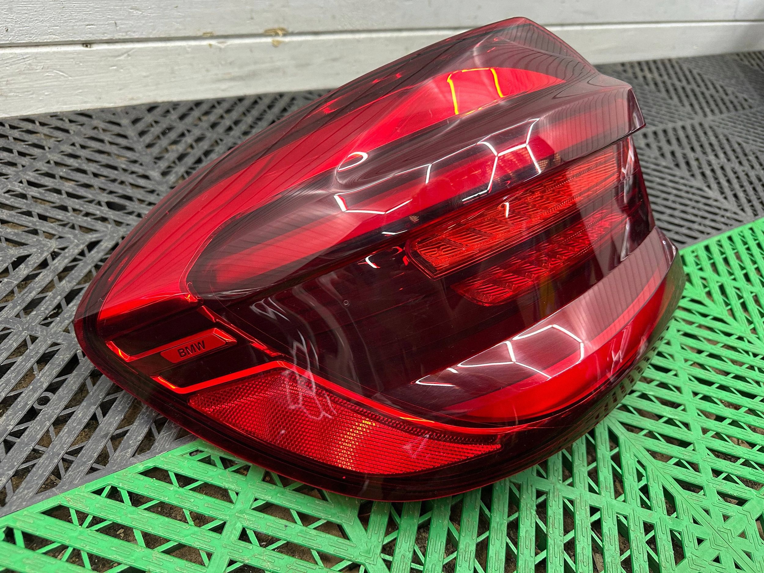 light rear rear part side left BMW X3 G01 9853369