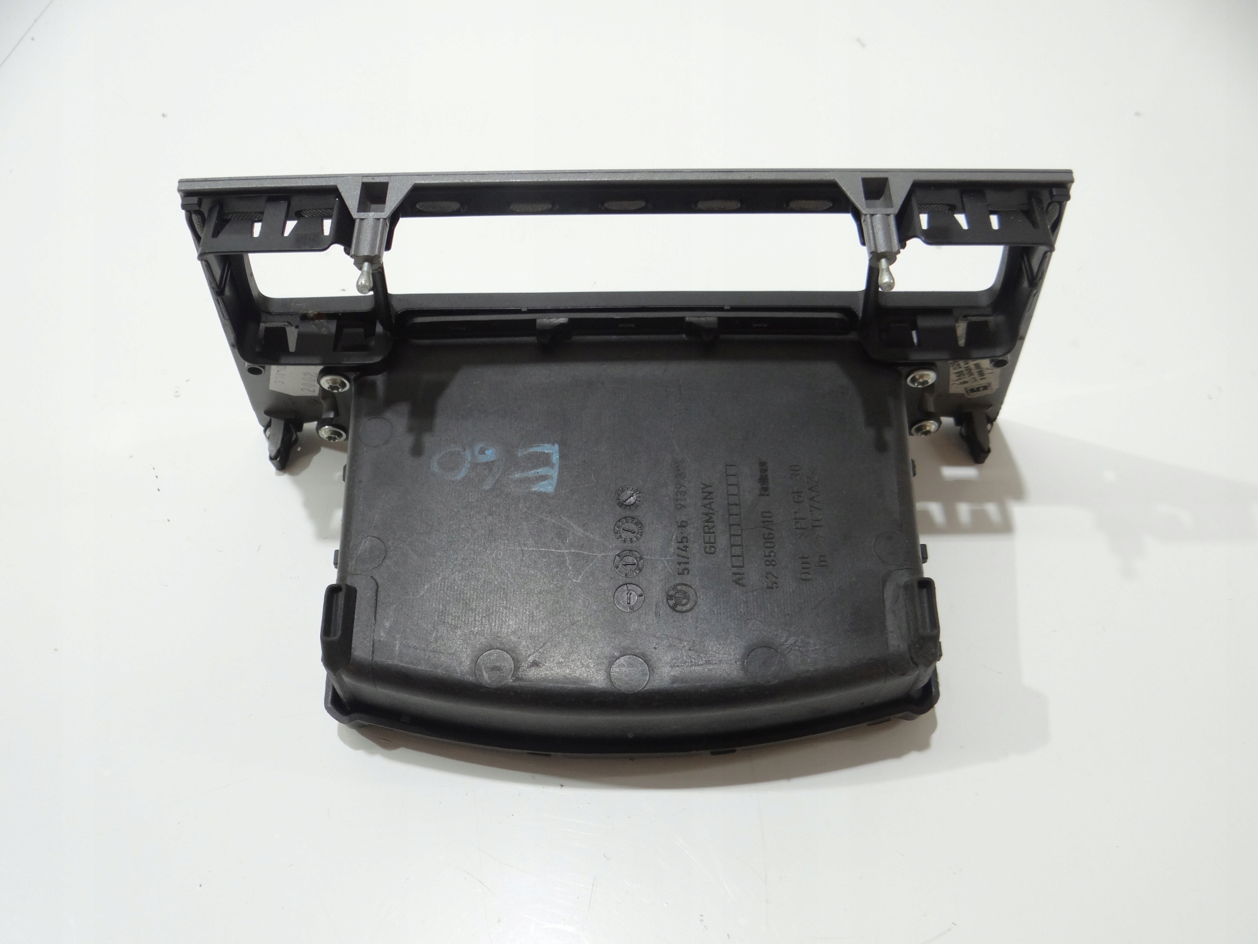 Handschuhfach mitte PANEL BMW E60 E61 69139391 (16588899)