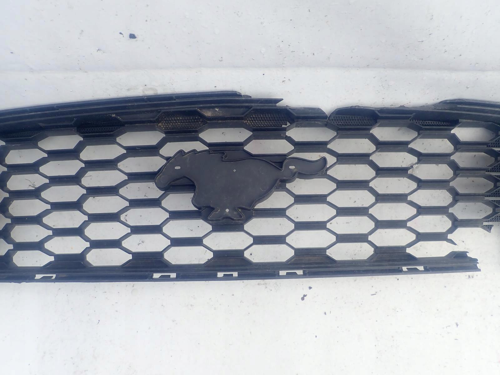 FORD MUSTANG VI 6 14-17 grill grille
