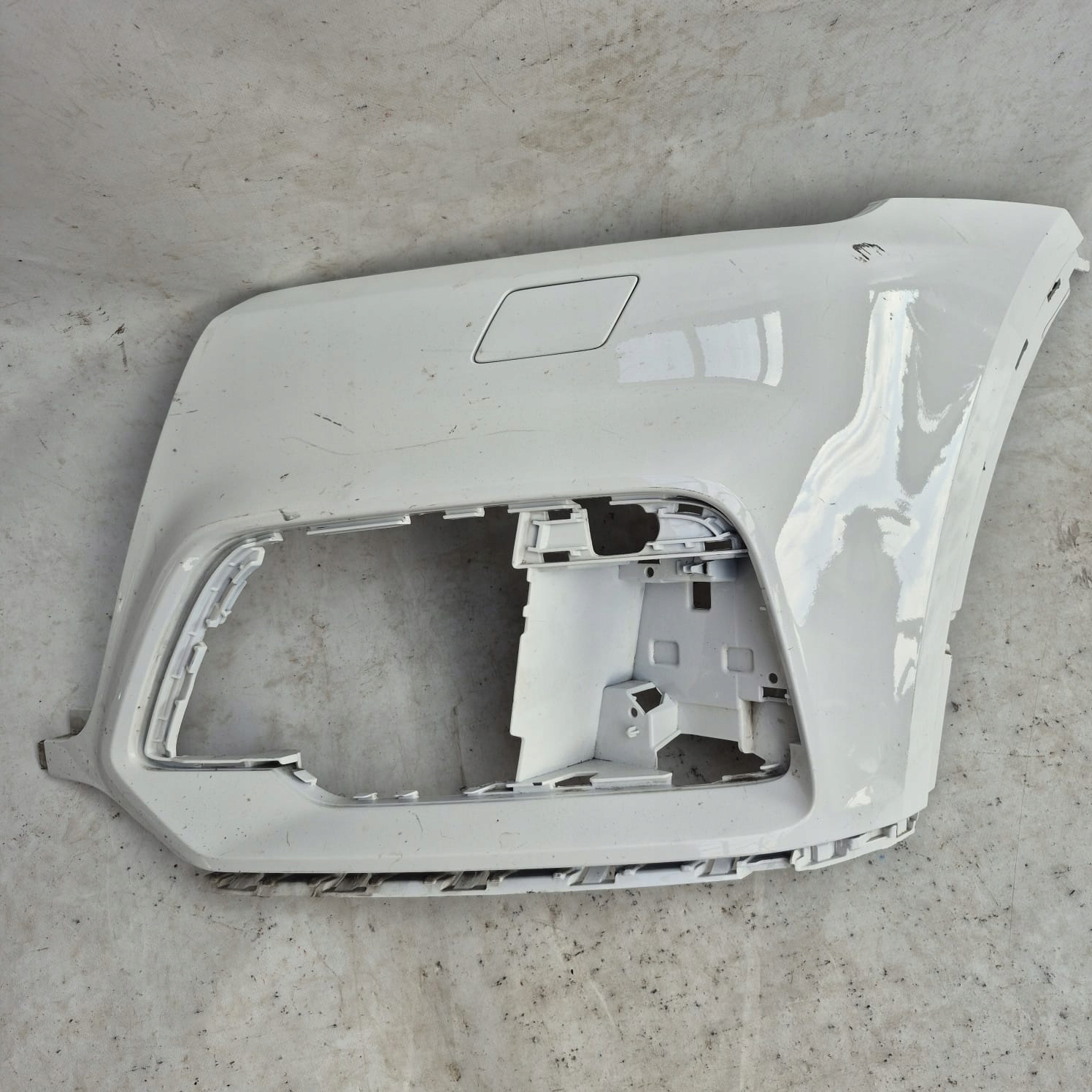 AUDI Q5 II 2 S-LINE 16-20 BOK of a bumper left front washer