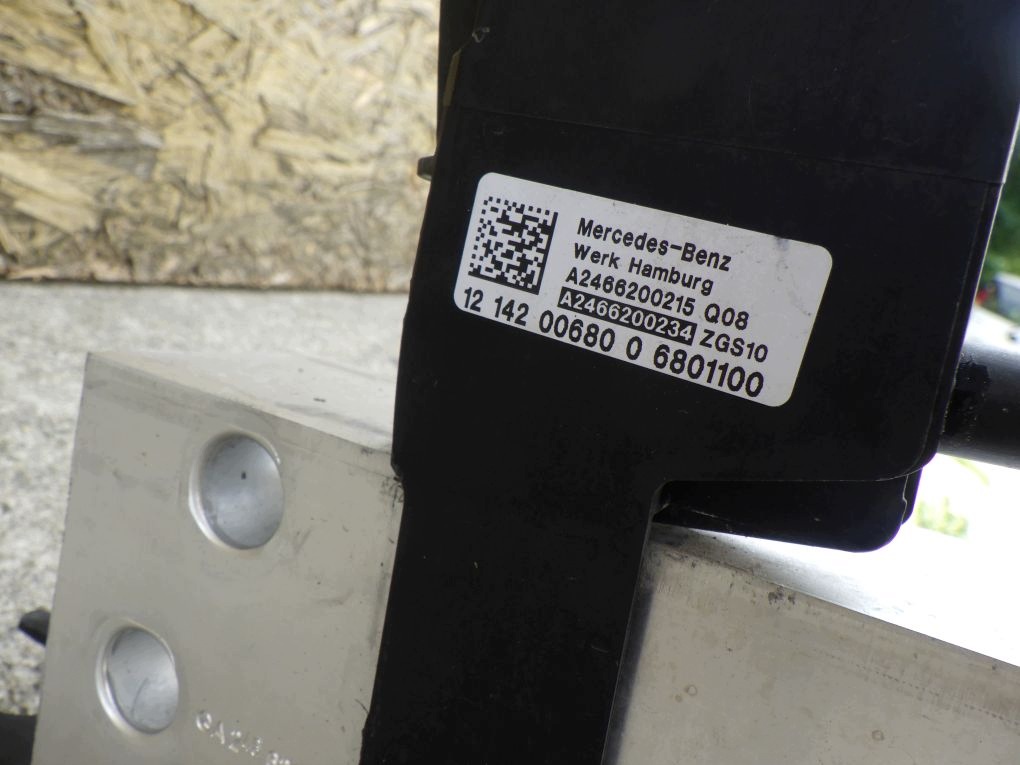 MERCEDES B KLASA 246 A KLASA 176 GLA 156 support panel for radiators pillar