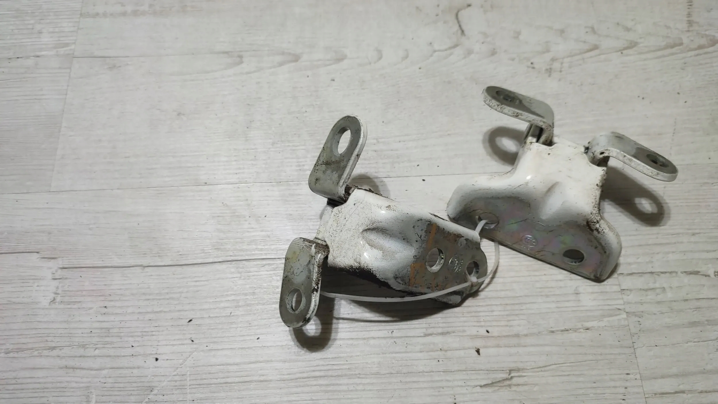 KIA Rio IV 18r rear part side left hinges door