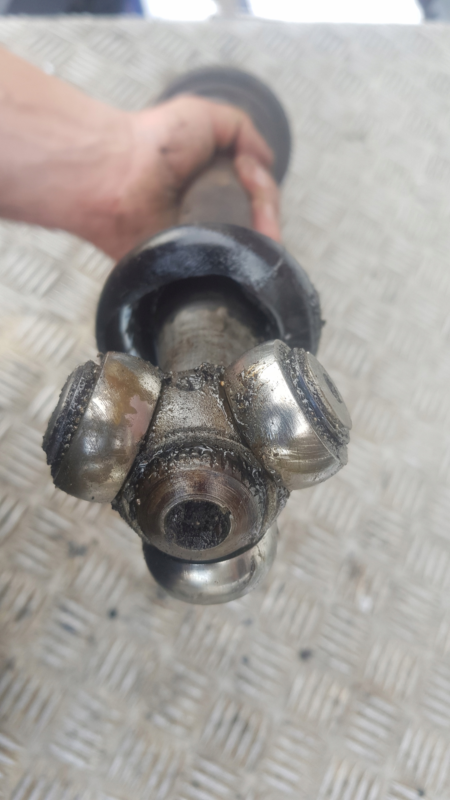 CITROEN C4 1.6 HDI semi-axis NAPEDOWA right