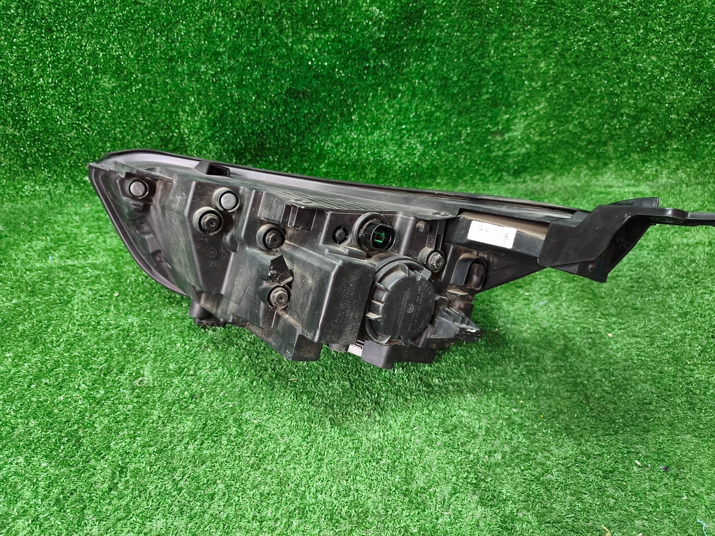 REFLEKTOR right front KIA STONIC 21- LIFT FULL LED NR.1636