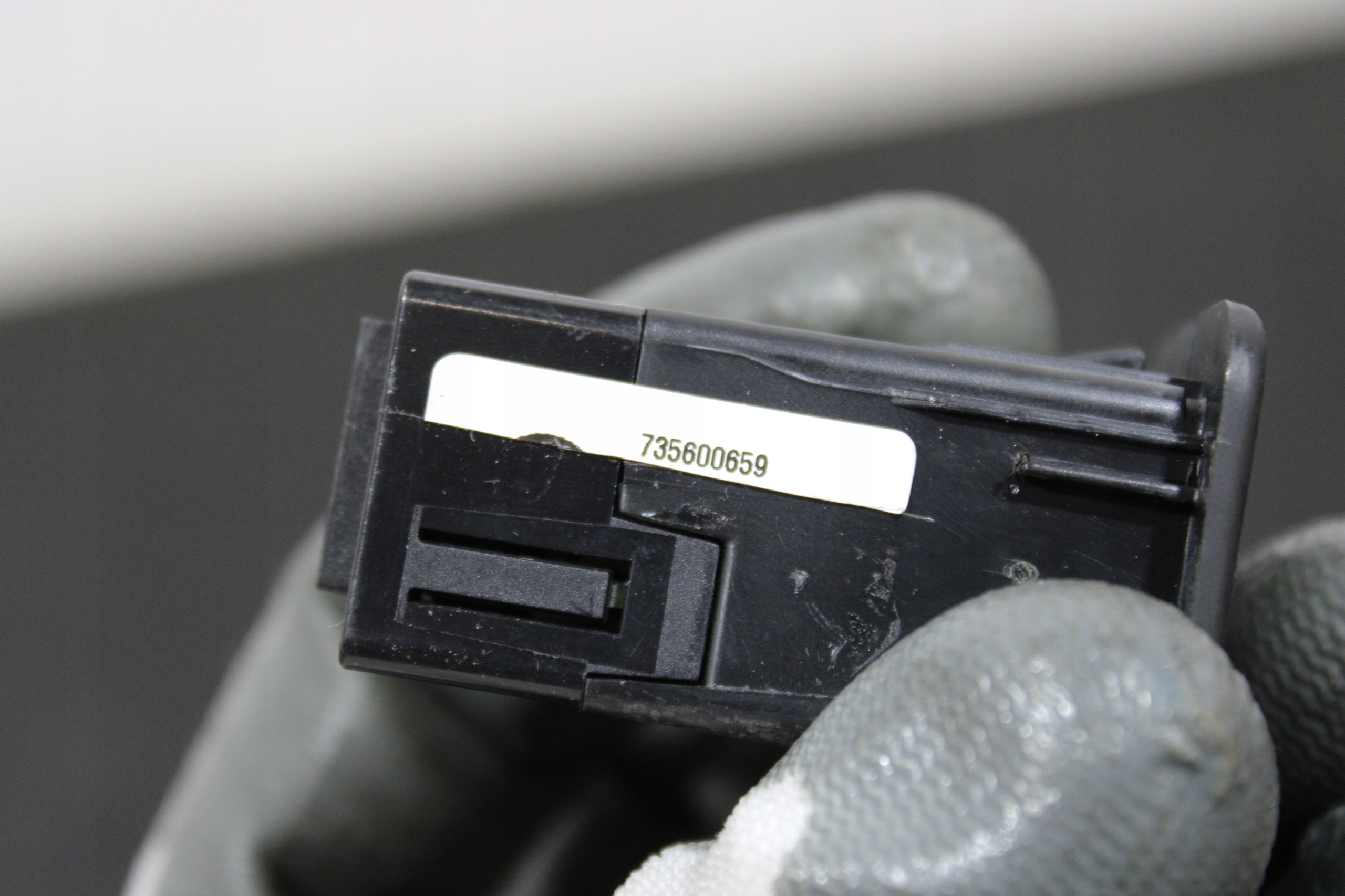 adapter USB 735600659 JEEP RENEGADE