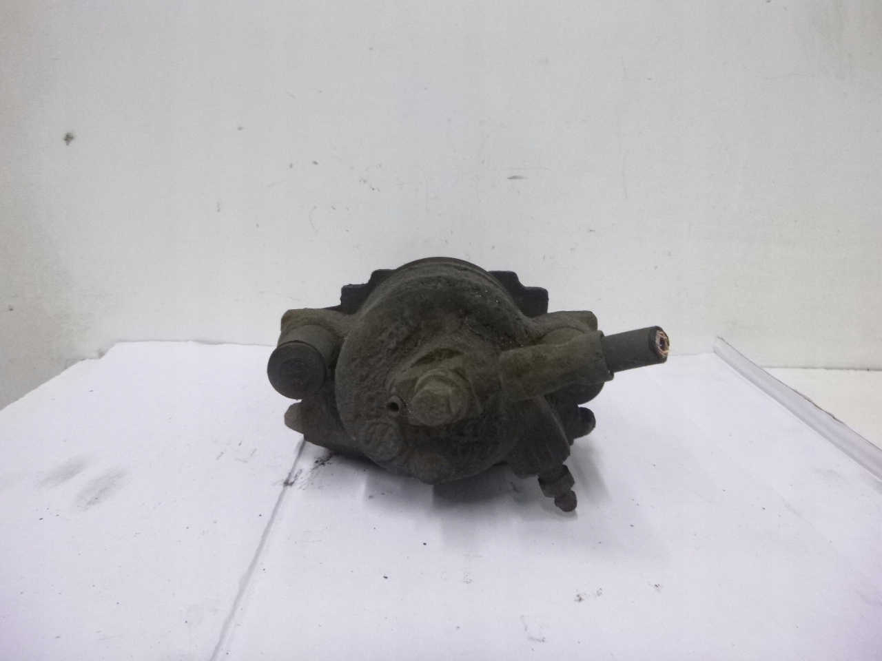 caliper brake front Volkswagen Golf IV 1.9TDi