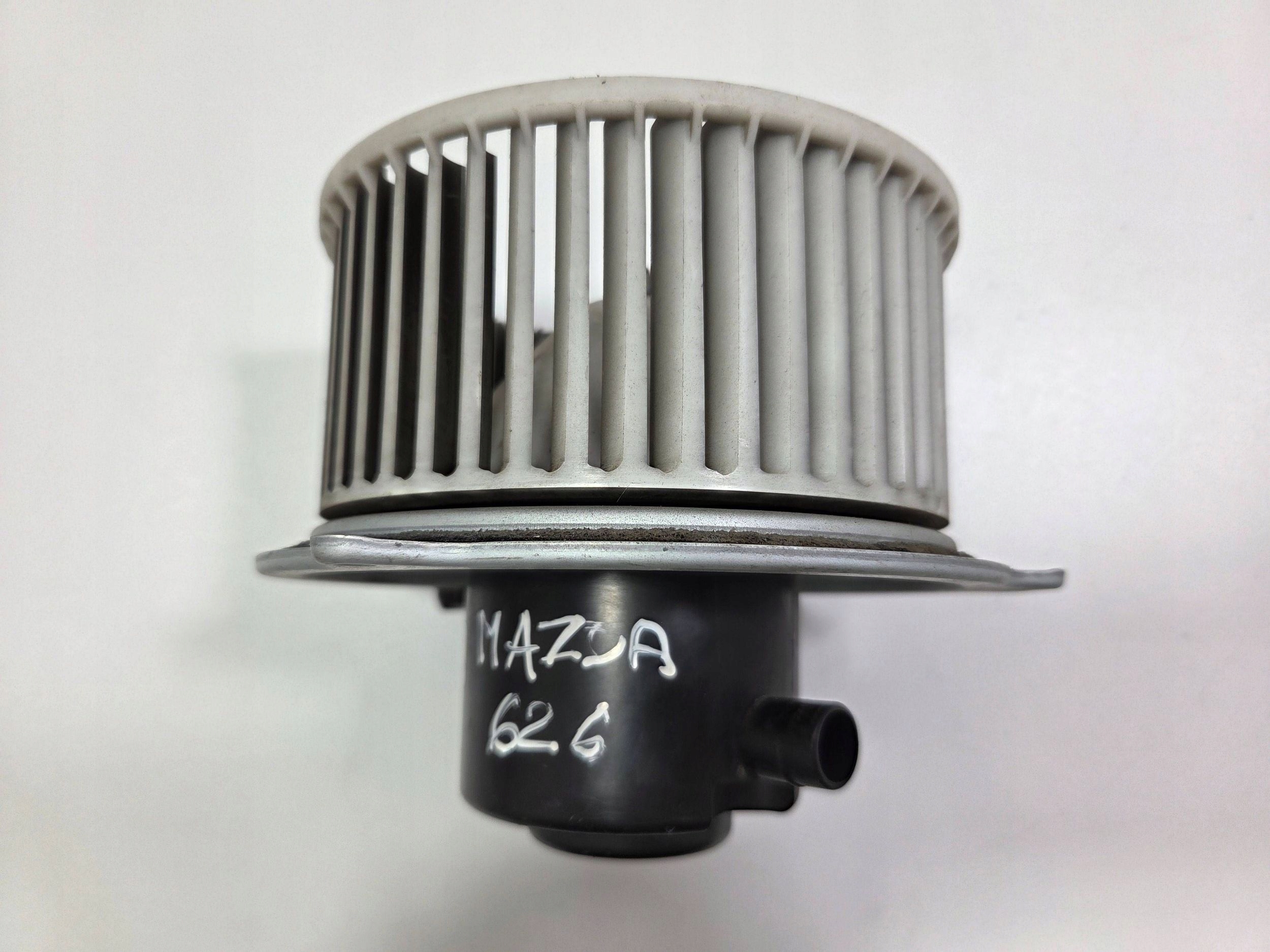 Mazda 626 / Premacy Dmuchawa Lüfter des lüfters HB111GE4T (W101)