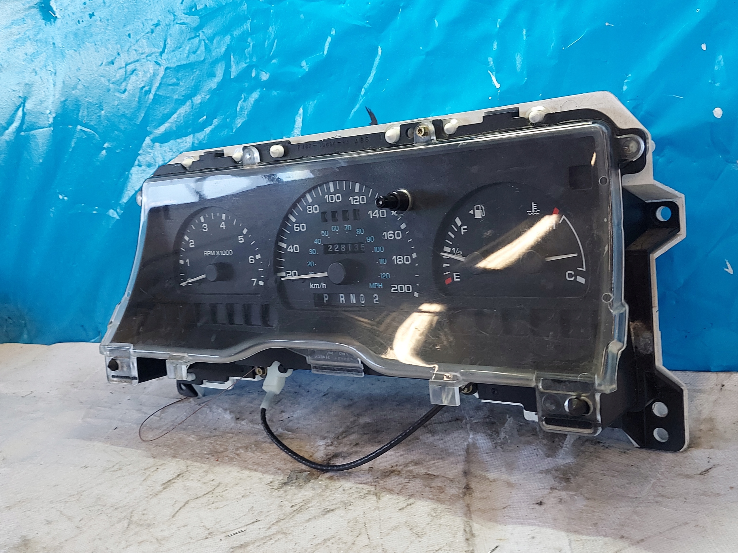 dials clock FORD WINDASTAR 3.0 V6 F78F10849DD