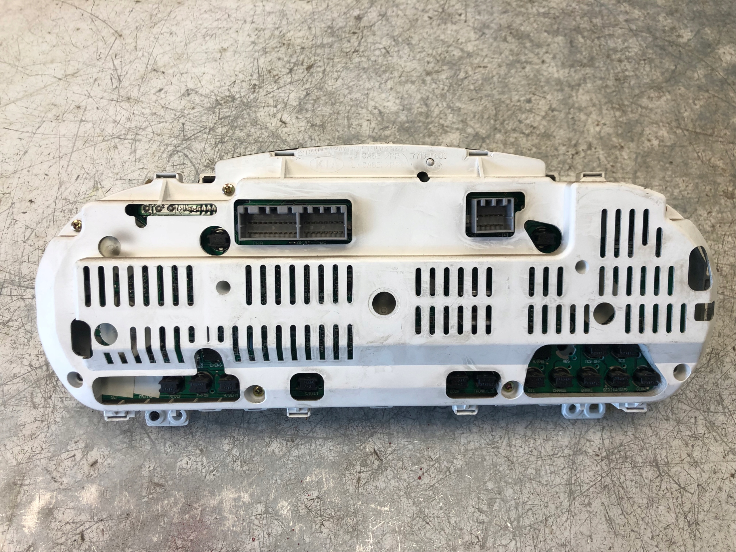 dials dials KIA CERATO 94003-2F340 EUROPA