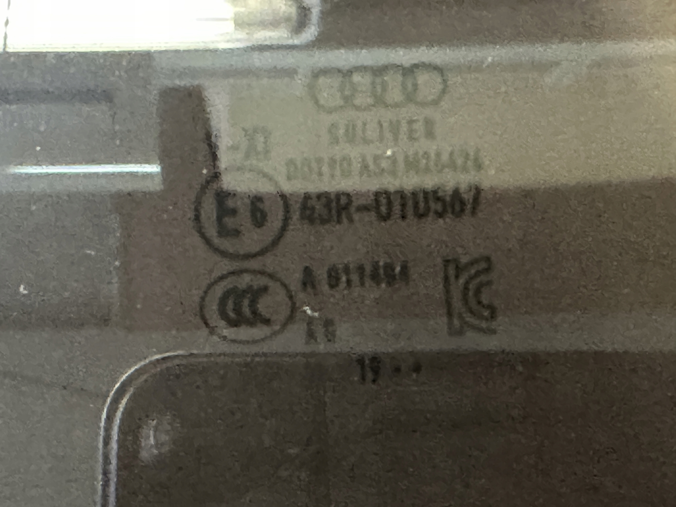AUDI Q8 4M window left rear part PODWOJNA 2019R