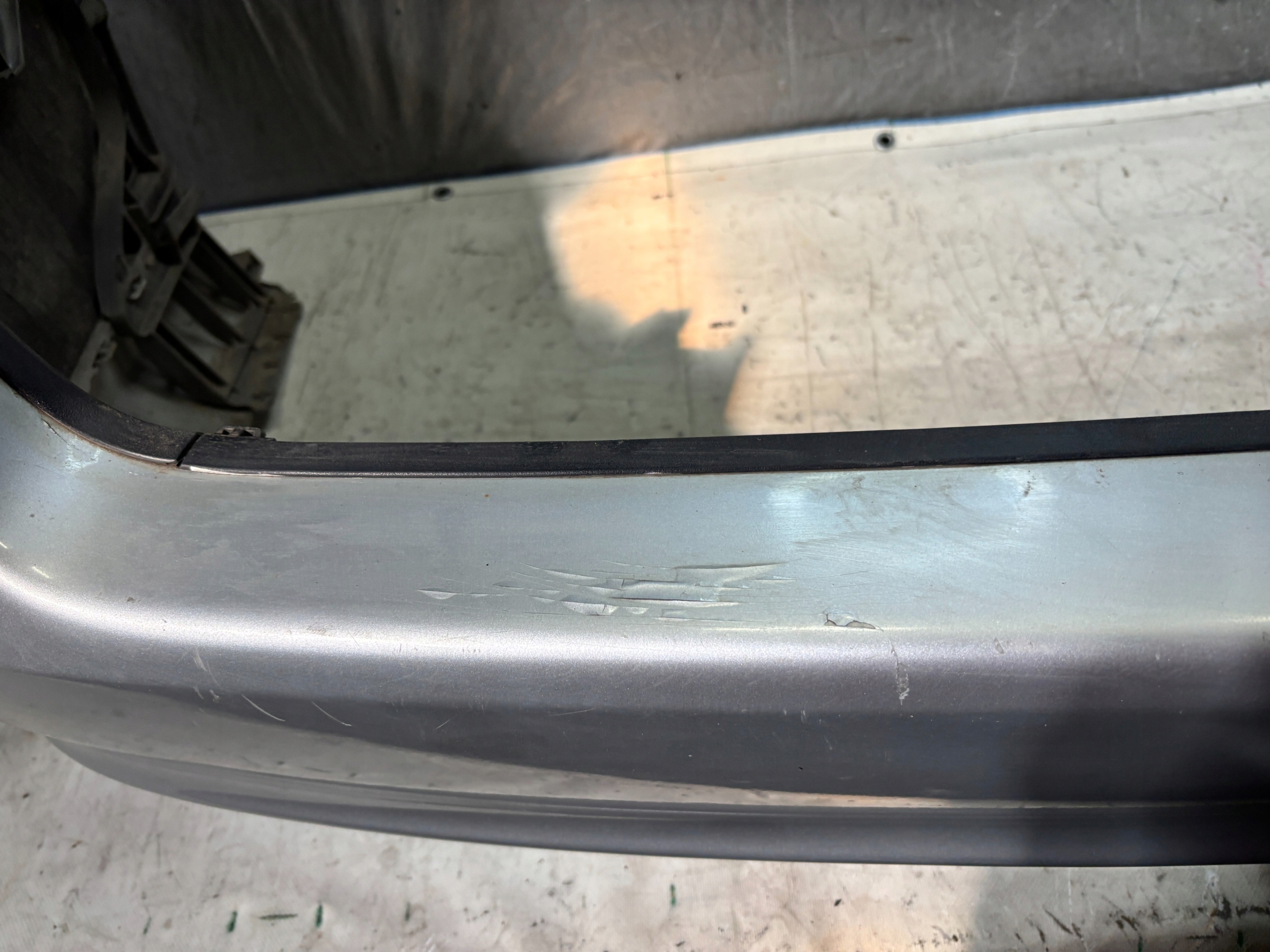 bumper rear Mercedes W211 kombi k: 744