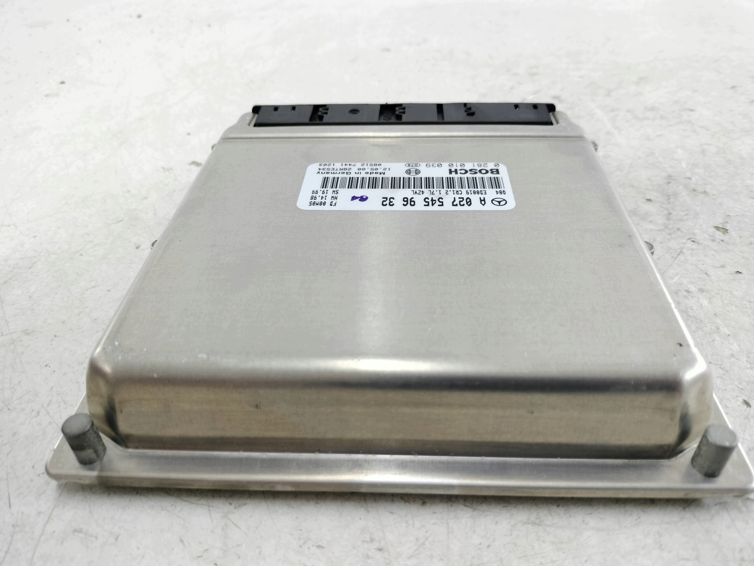 computer control unit of the engine 0281010039 A0275459632 MERCEDES W168
