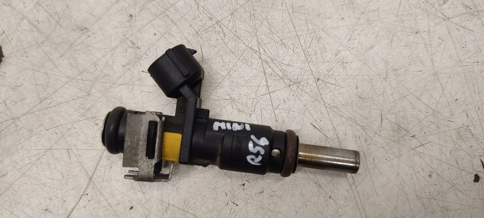 injector Mini R56 R57 Cabrio One 1,6