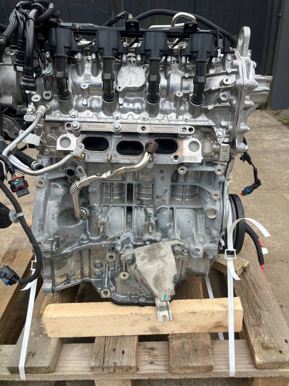 engine petrol RENAULT ARKANA 1.3 TCE HYBRID H5HE490