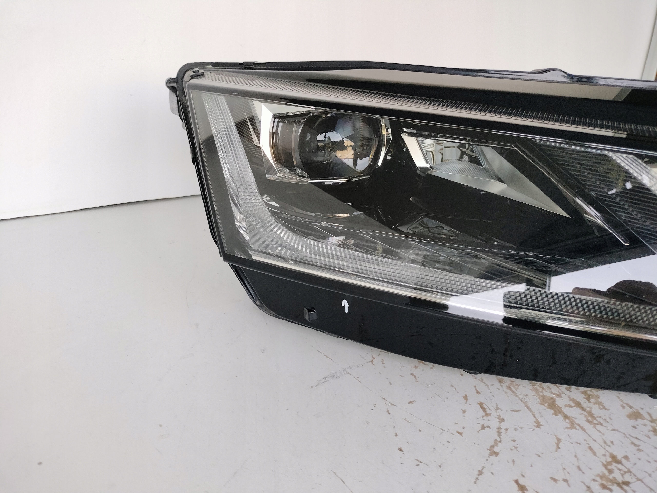 light right REFLEKTOR SKODA OCTAVIA IV 4 5E3 20- FULL LED