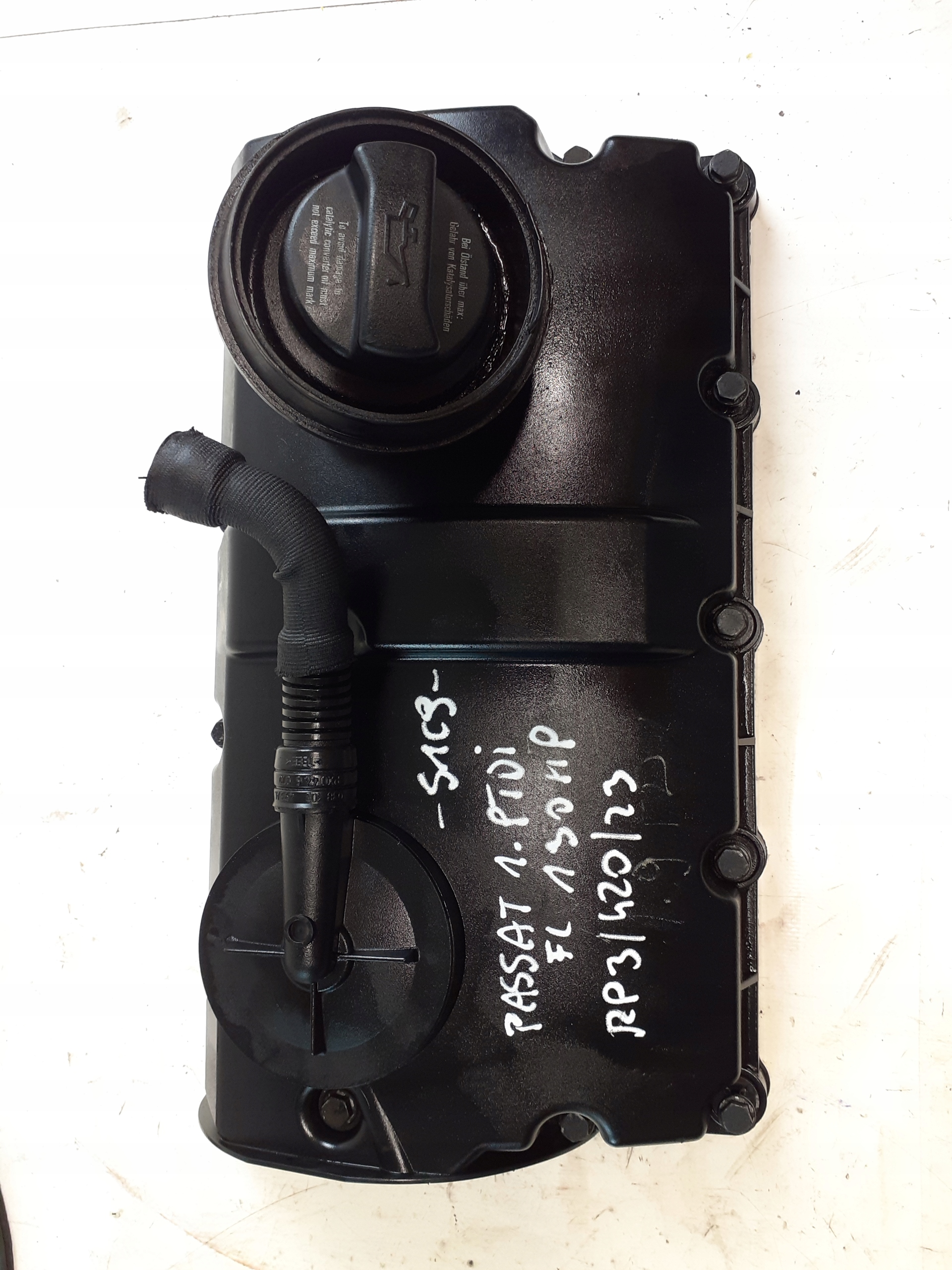 Abdeckung der Ventile VW AUDI 1.9 TDI 038103469S