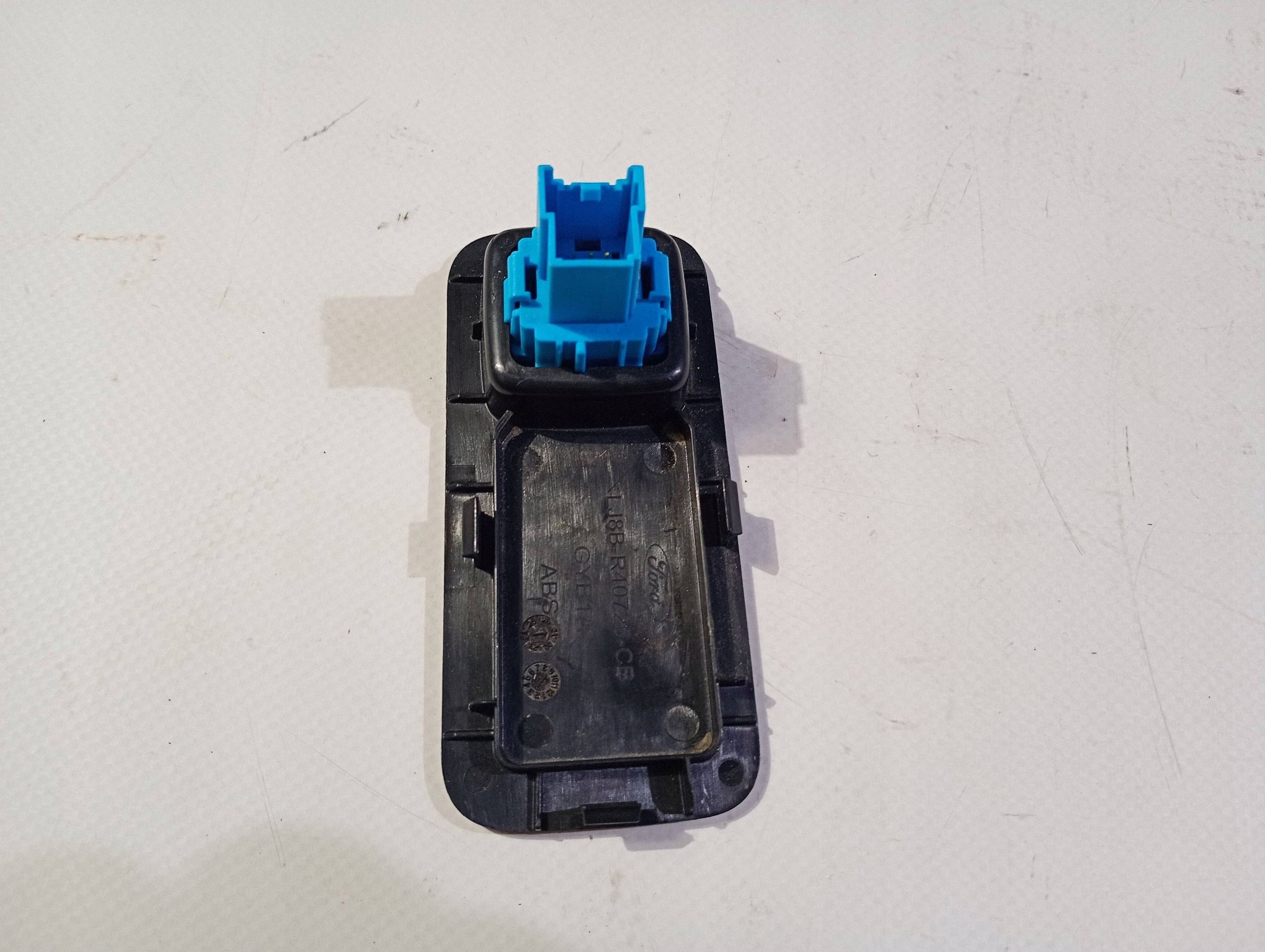 button opening control switch bonnet boot Ford Mustang Mach-E 2020