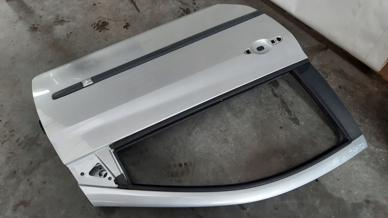 door front front left Renault Clio 3 III TED69 3D