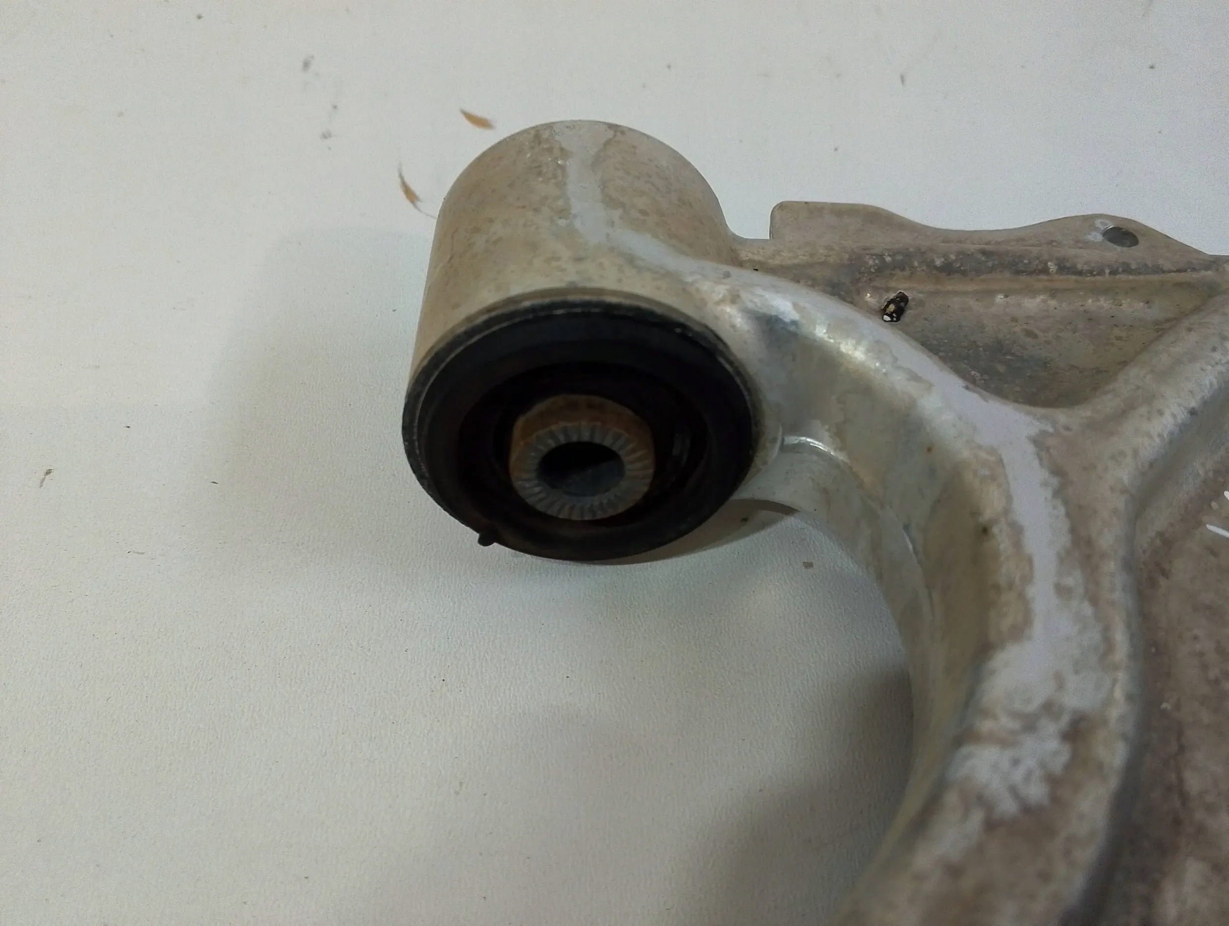 Opel Astra J IV arm front right (Q175)