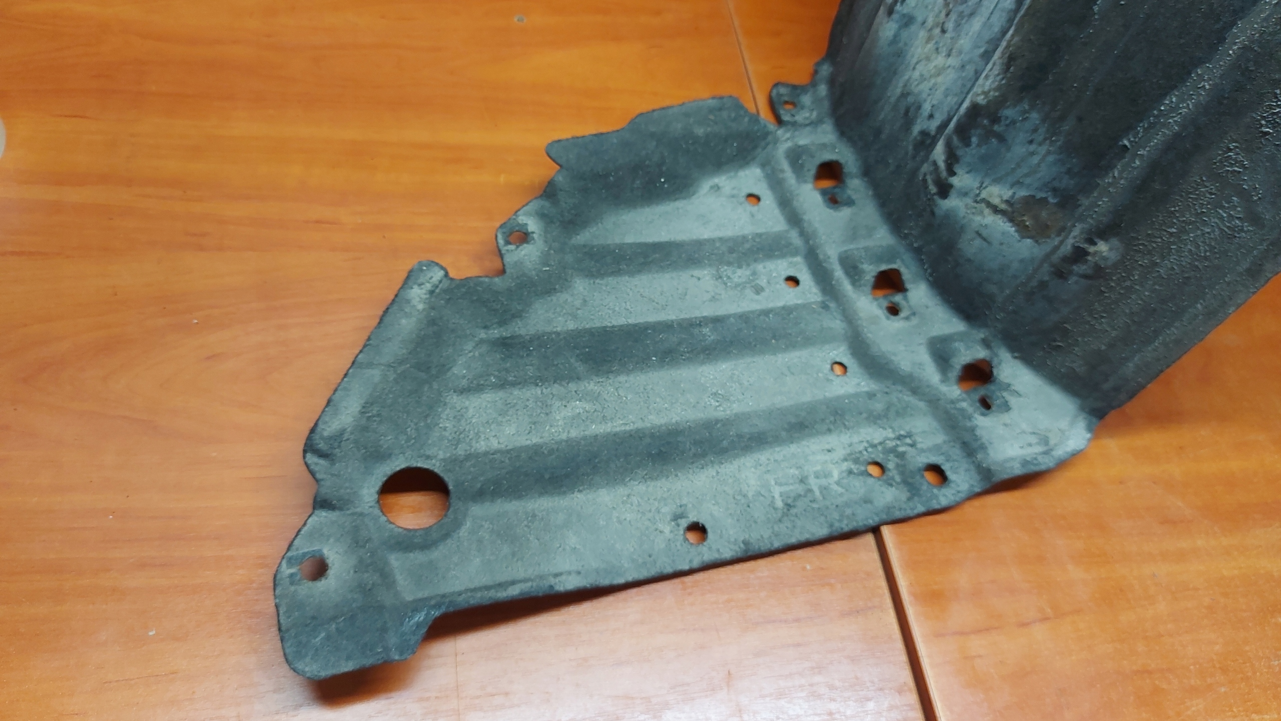 mudguard right right front front TOYOTA COROLLA E21 19- KOMBI