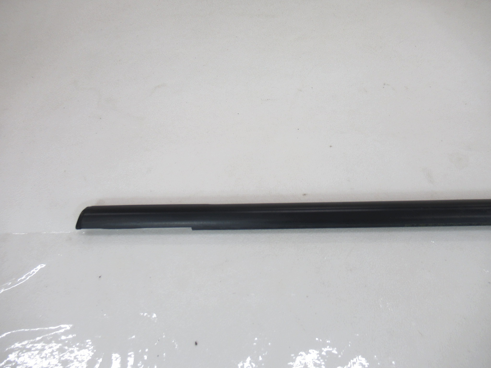 moulding windows dust wode przyszybowa left rear part BMW F31 KOMBI