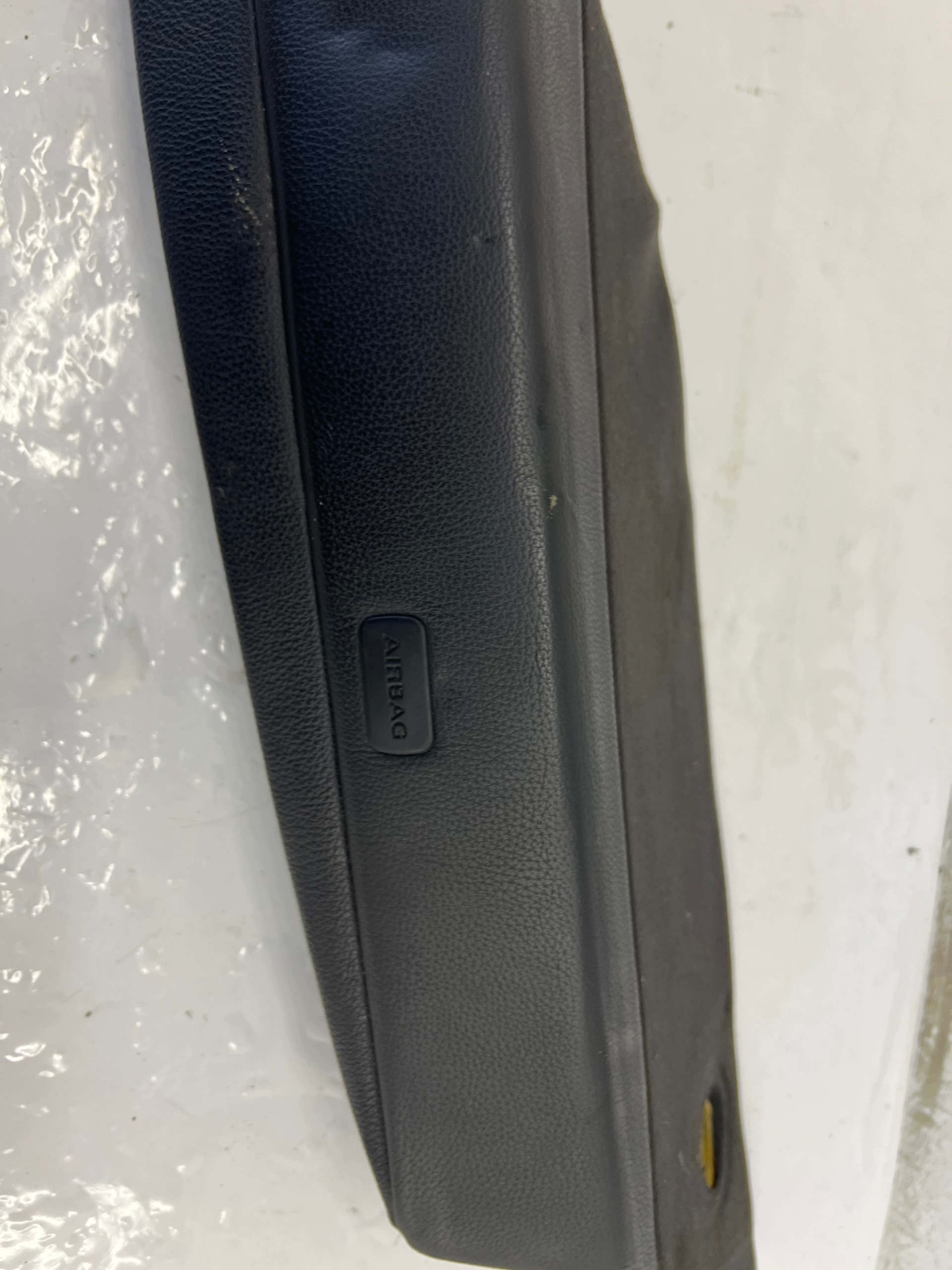 side KANAPY left rear part 8E0880441A AUDI A4 B7 KOMBI S-LINE leather 04-08R.