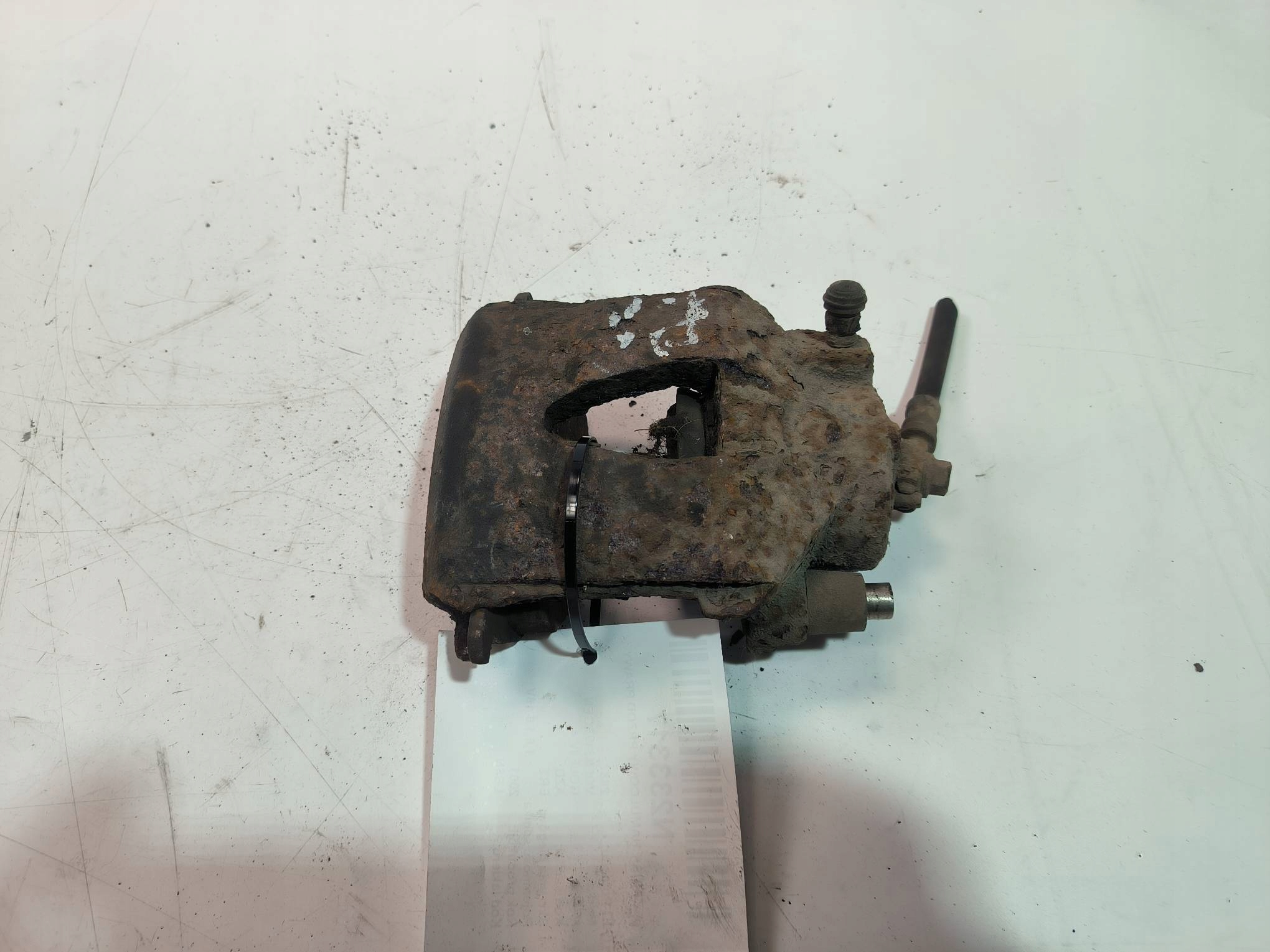 caliper brake front right VOLKSWAGEN GOLF IV 4