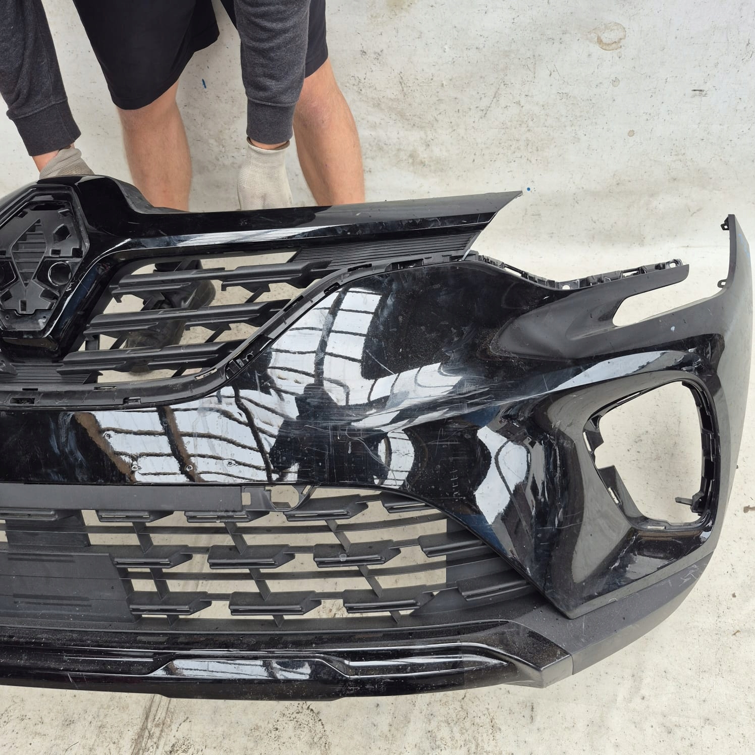 RENAULT CAPTUR II 19- bumper front front grill 620260503R