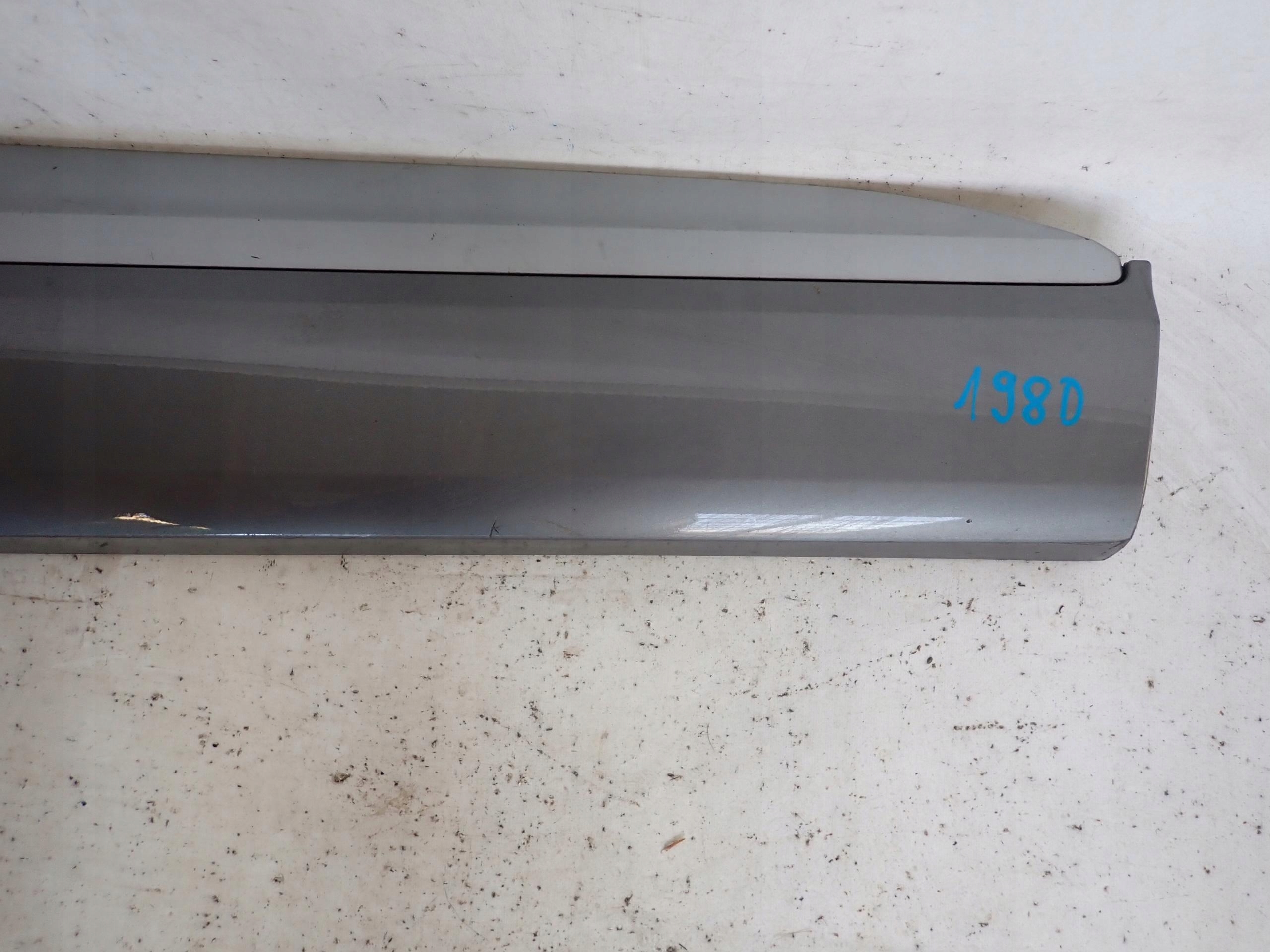 AUDI Q7 II 15-> moulding door right front front 4M0853960B