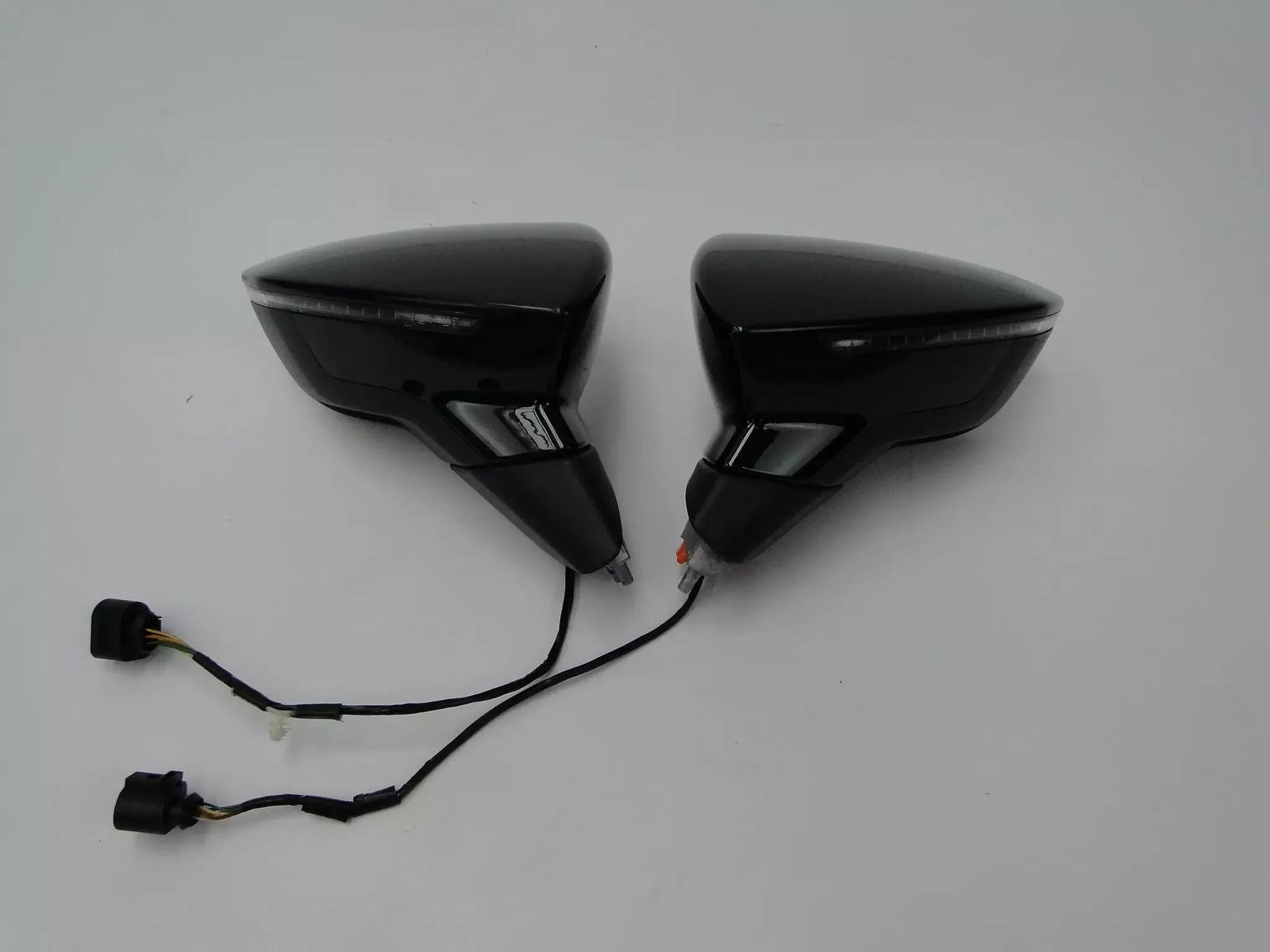 seat Ateca зеркало правое 13+2 2021R