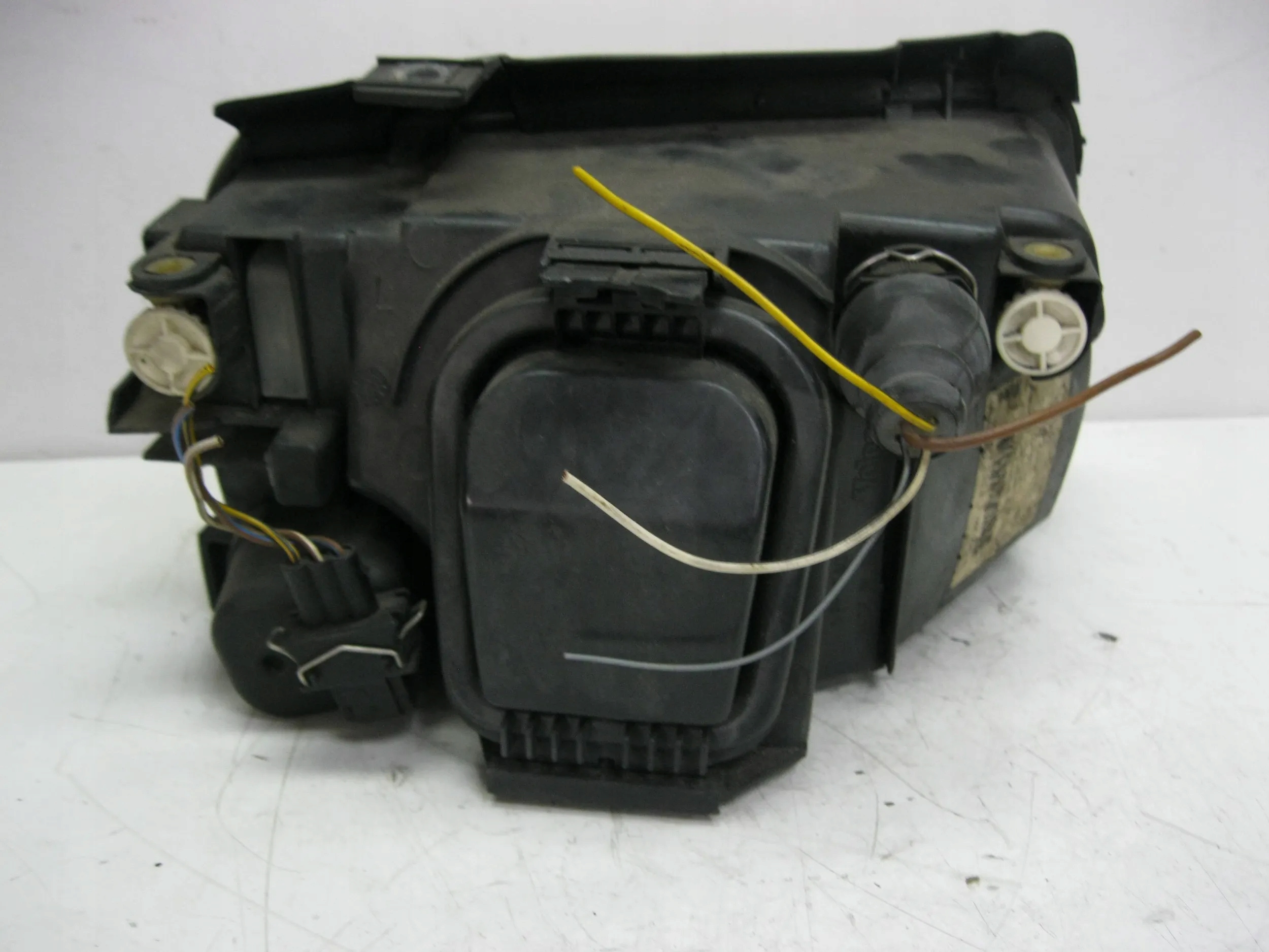 light front left 8D0941003A Audi A4 B5 95