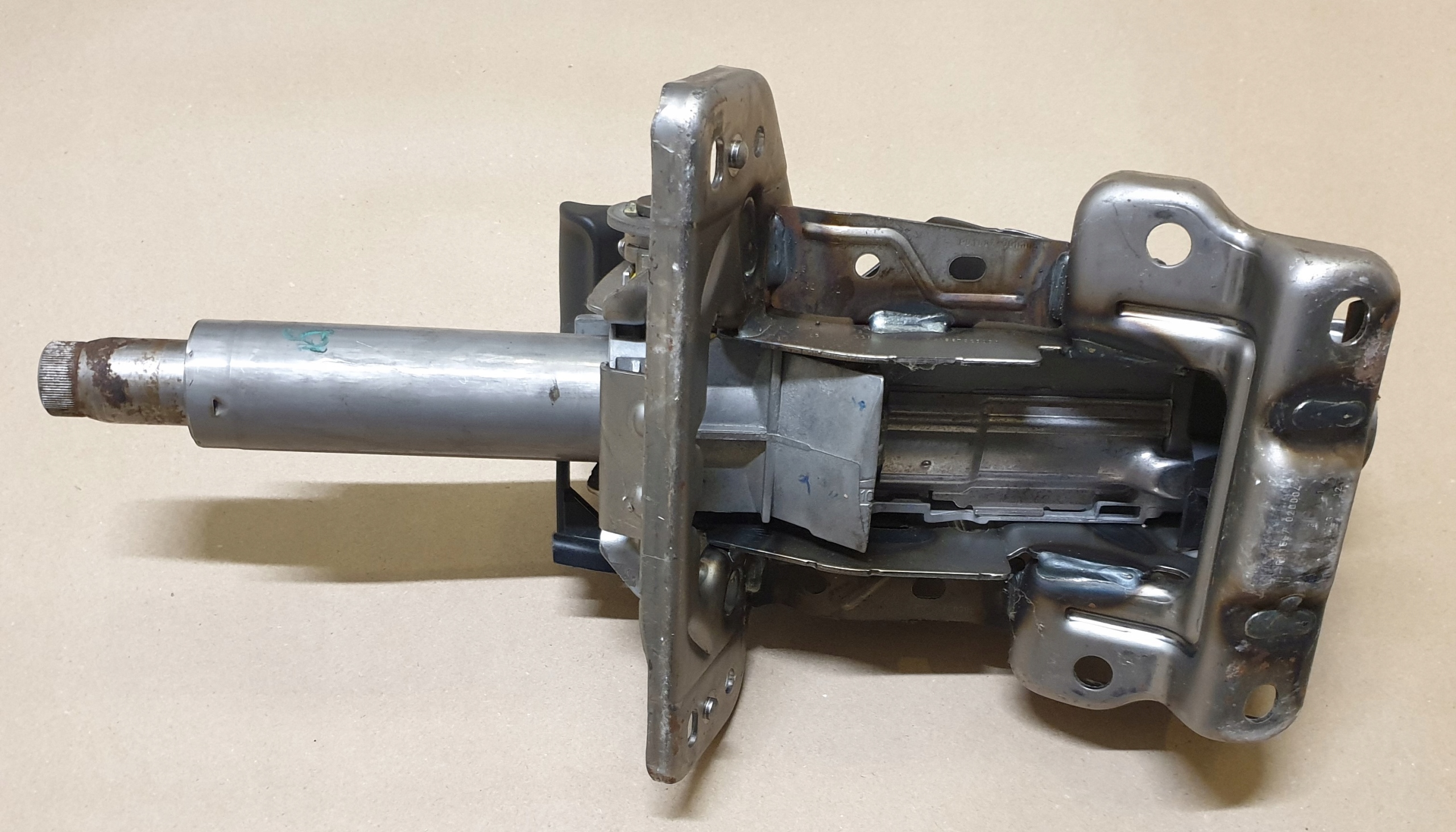 steering wheel rod part AUDI A4 B8 8K A5 8T OE EU