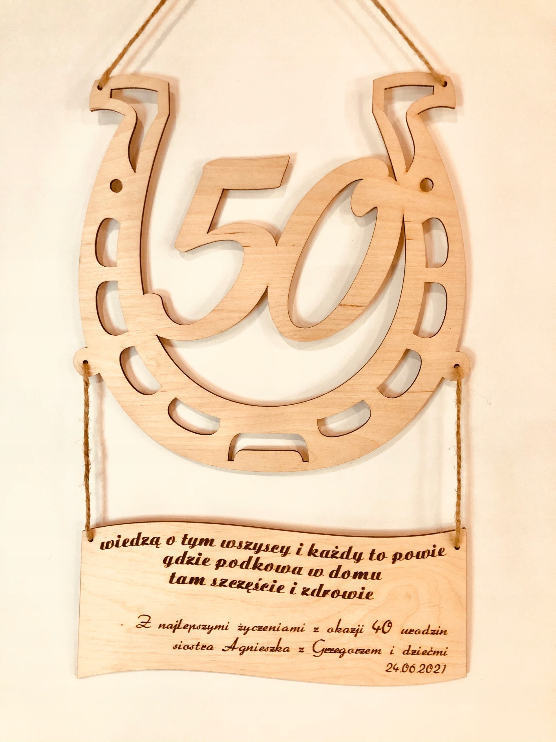 

50-tka pięćdziesiątka urodziny grawerowana podkowa