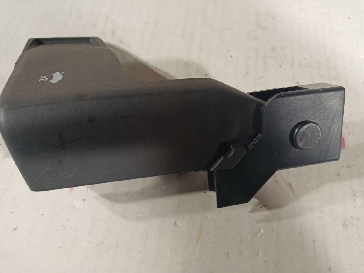 bracket bonnets Chevrolet Cruze J400 r2017