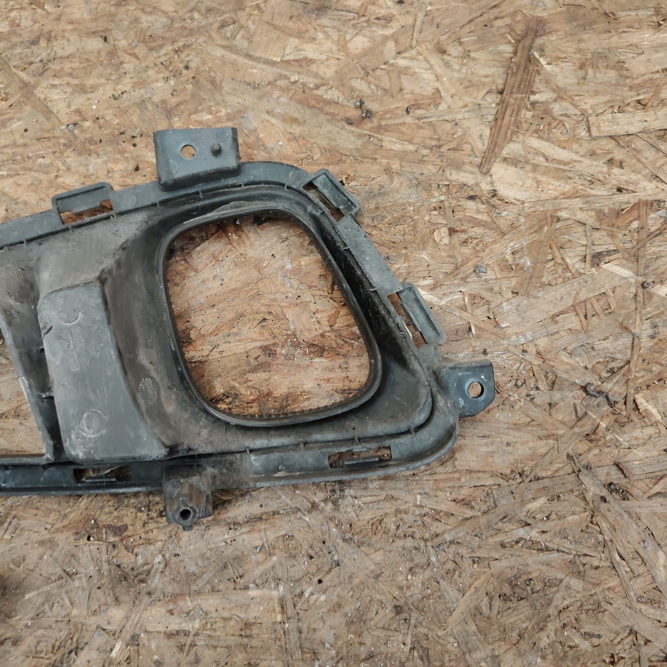 grid of a bumper right front KIA PICANTO III