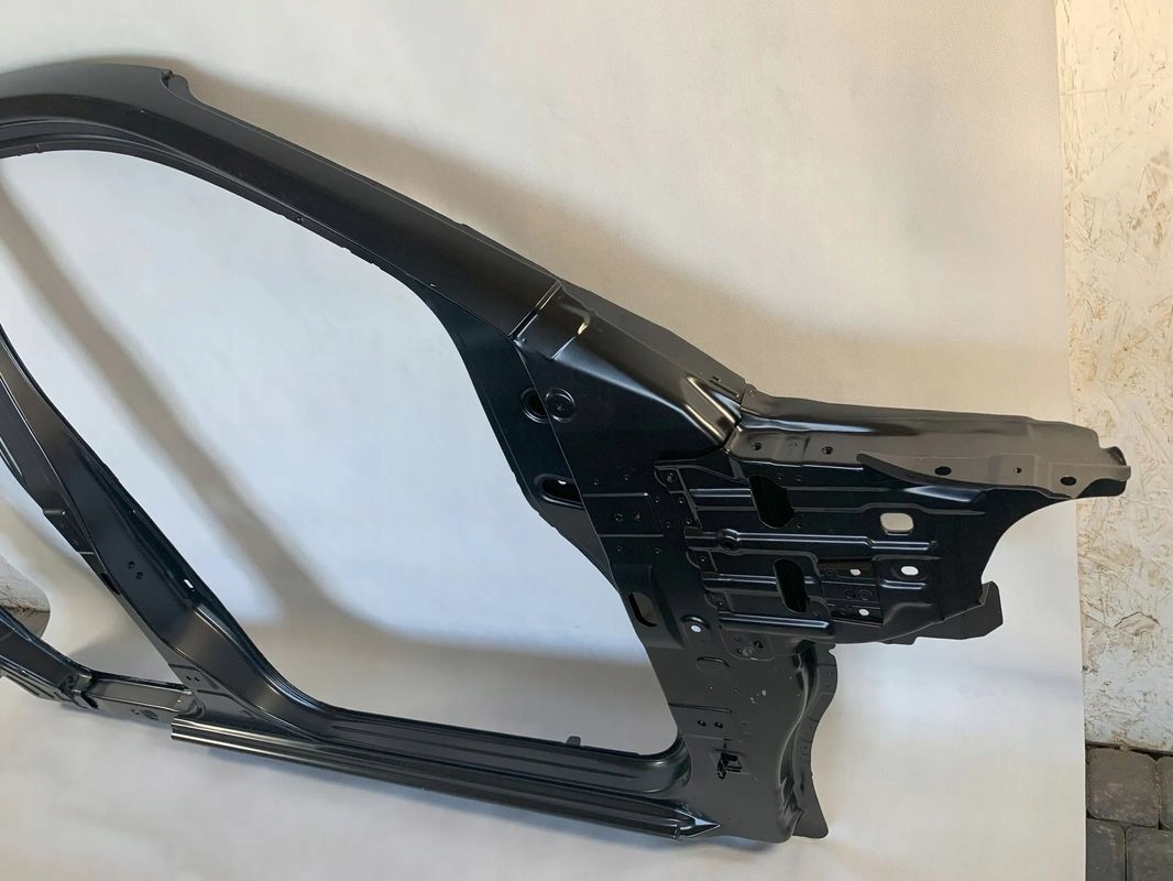 Nissan Navara NP300 pillar A B C threshold side