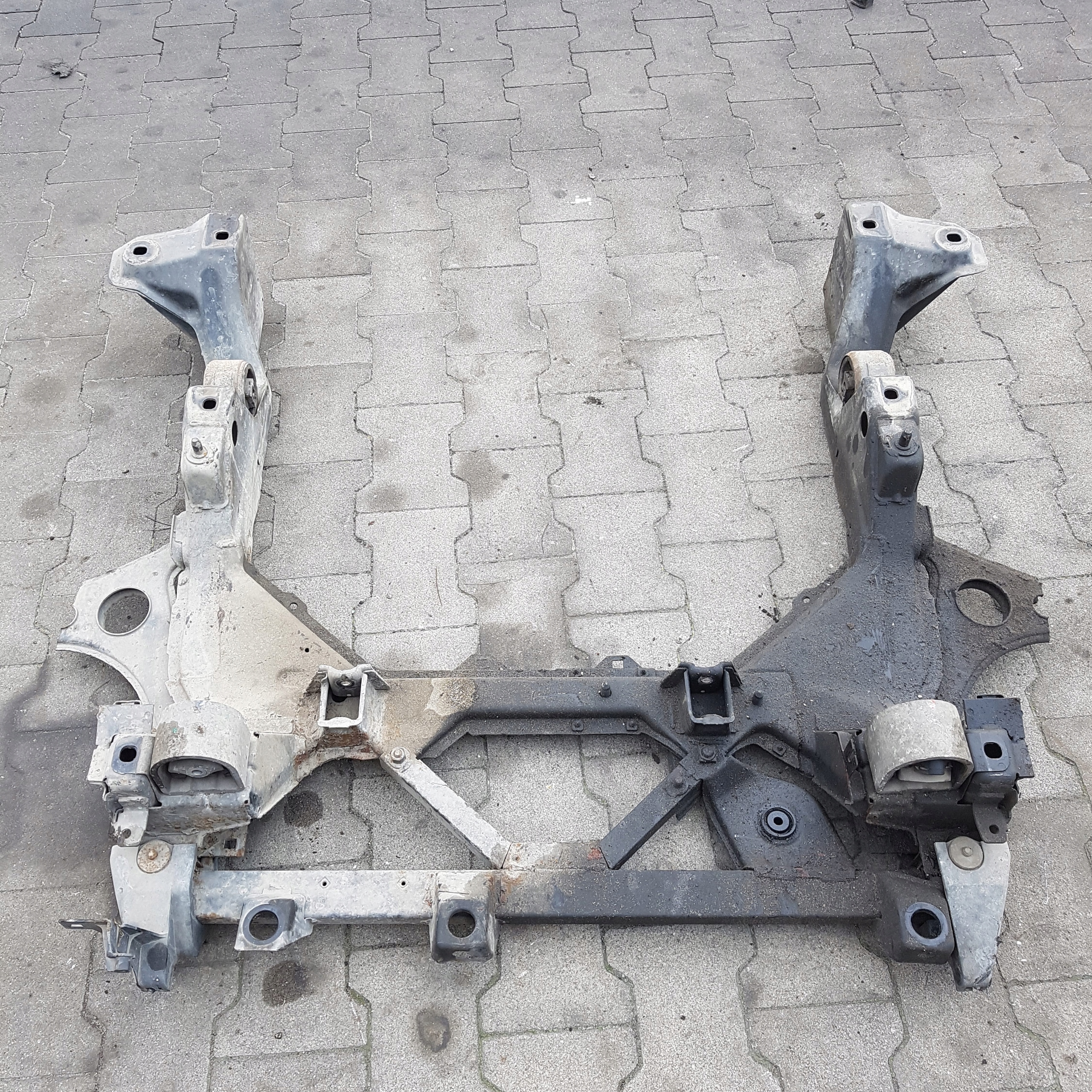 SANKI TRAWERS MERCEDES-BENZ A KLASA W 169