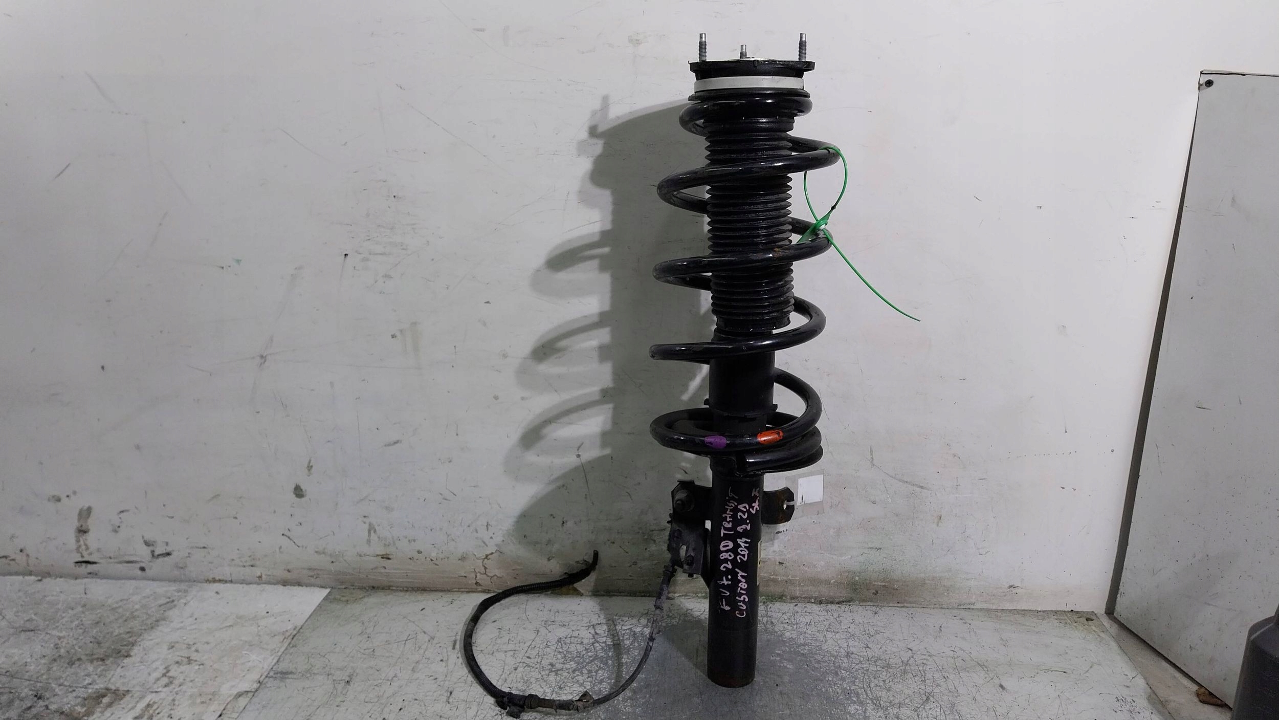 shock absorber right front BK21-18045-JA FORD TRANSIT CUSTOM 2.2 TDCI 12