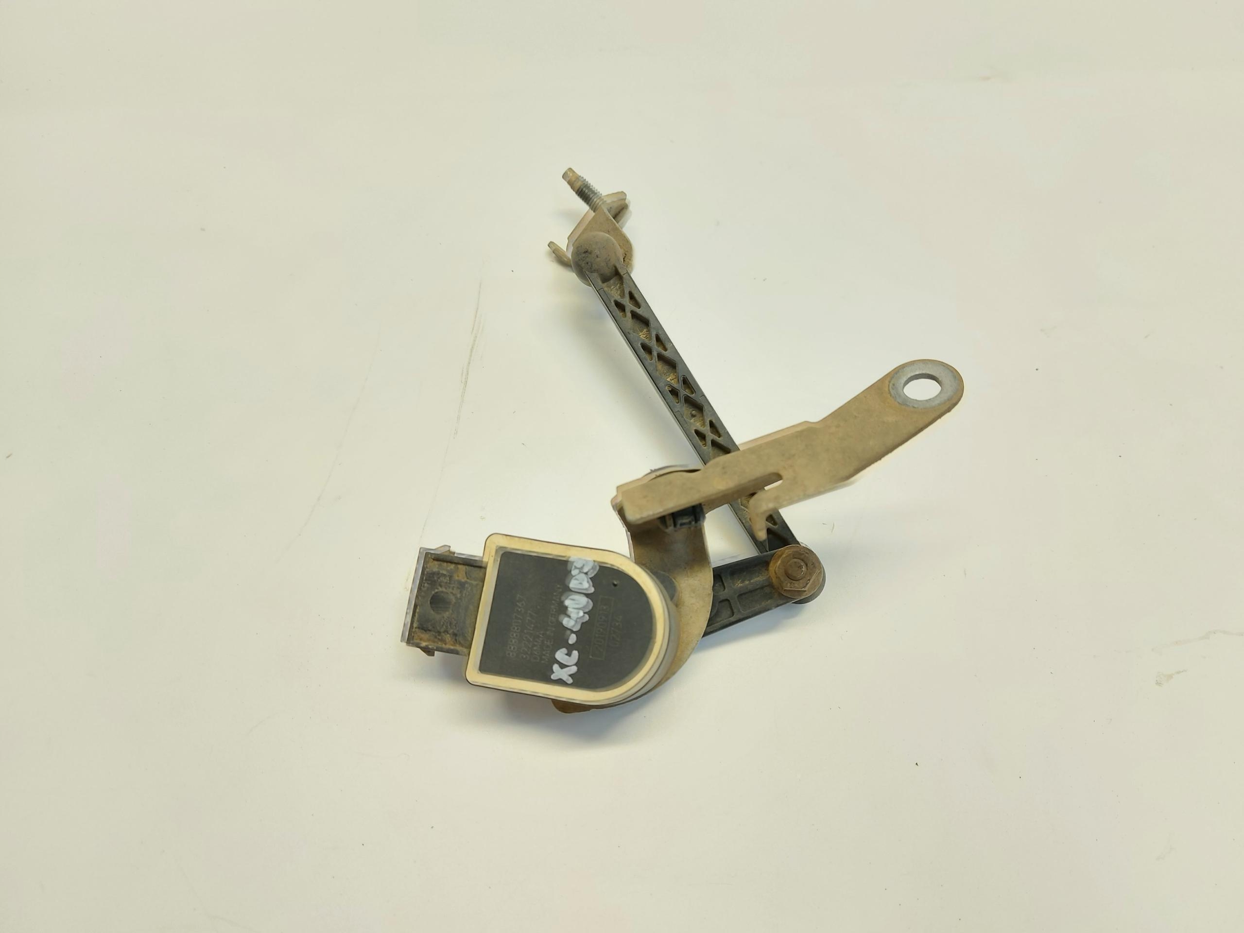 VOLVO XC40 D3 sensor leuchtweitenregulierung lichte vorne links 32221477