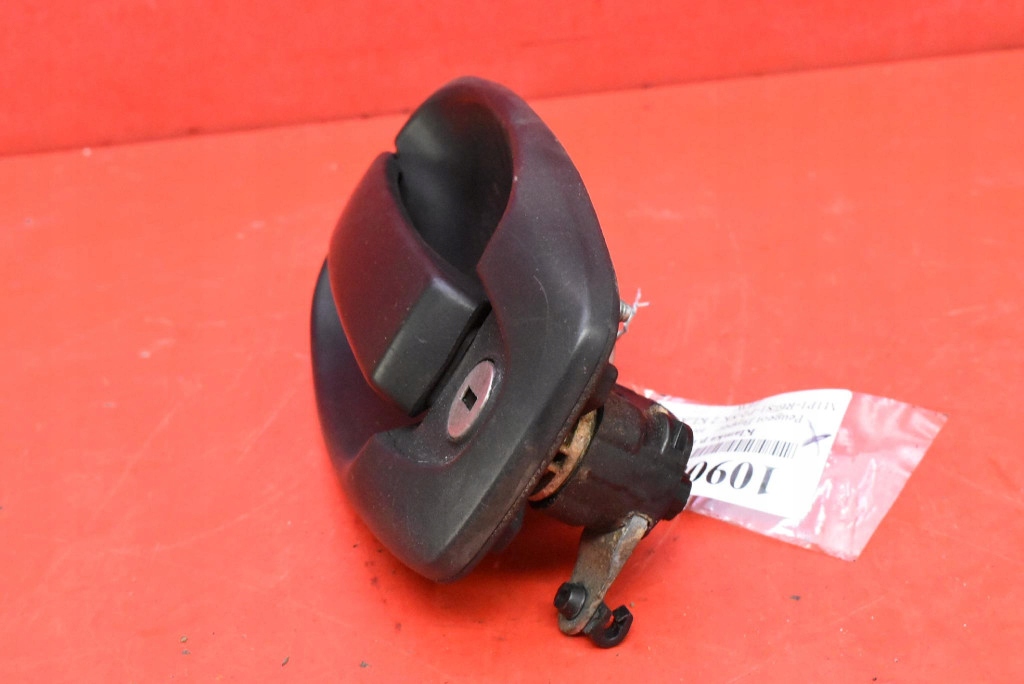 handle left front front black 242557F PEUGEOT BIPPER 1 and 08-20