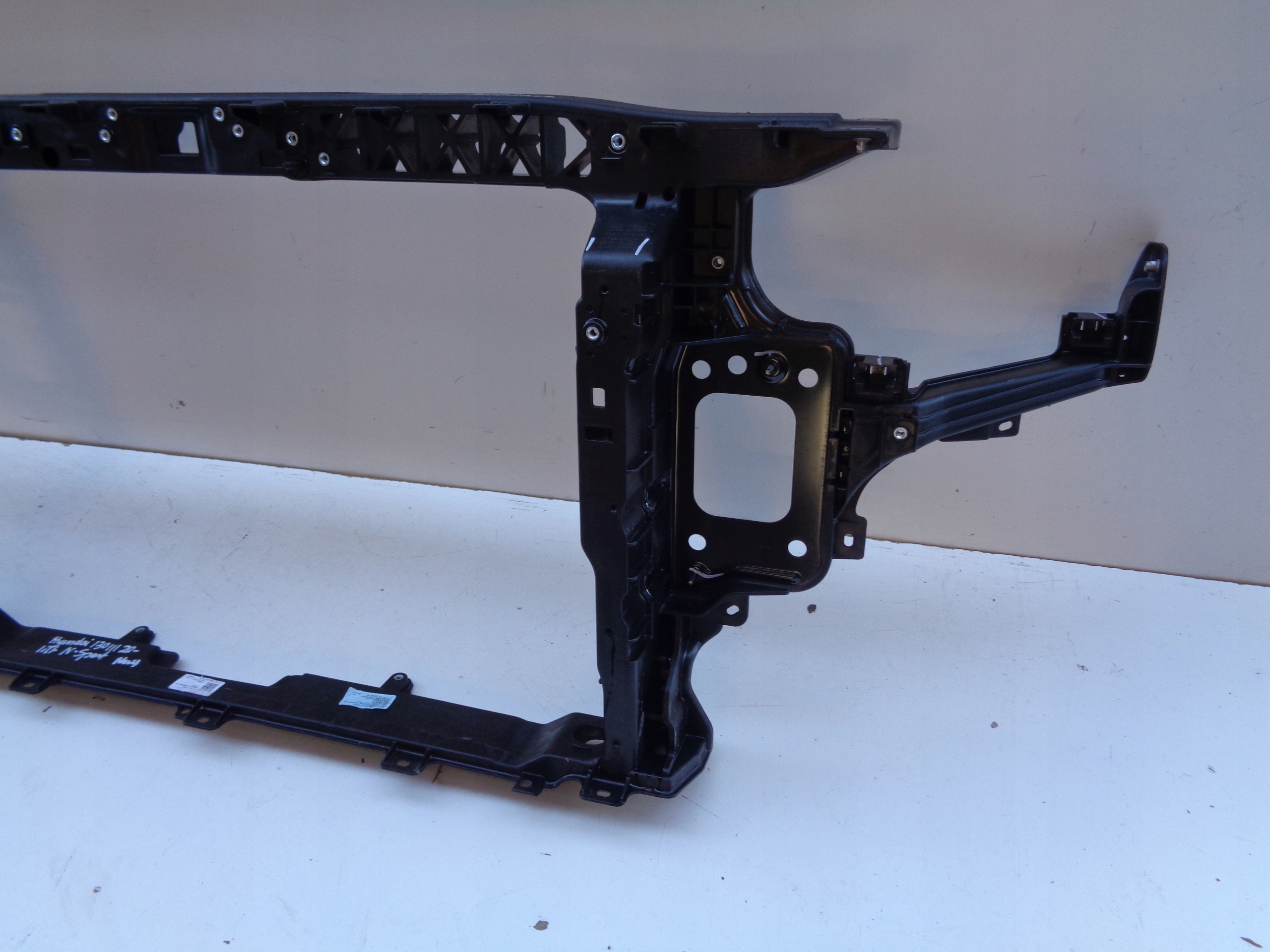 NO-WE-- bar, wall front HYUNDAI I30 III N 20- LIFT