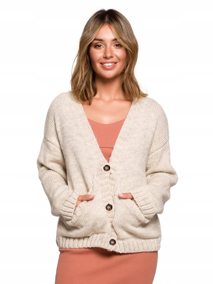 

Eu S/m BK074 Kardigan na guziki z szerokimi kiesze