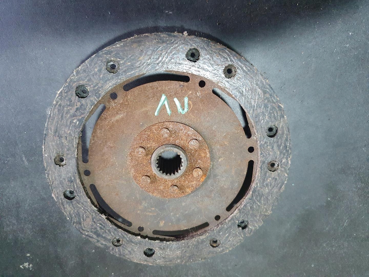 SAMOCHÓD FIAT 126 MALUCH TARCZA SPRZĘGŁA SPRZĘGŁOWA ORYGINAŁ PRL