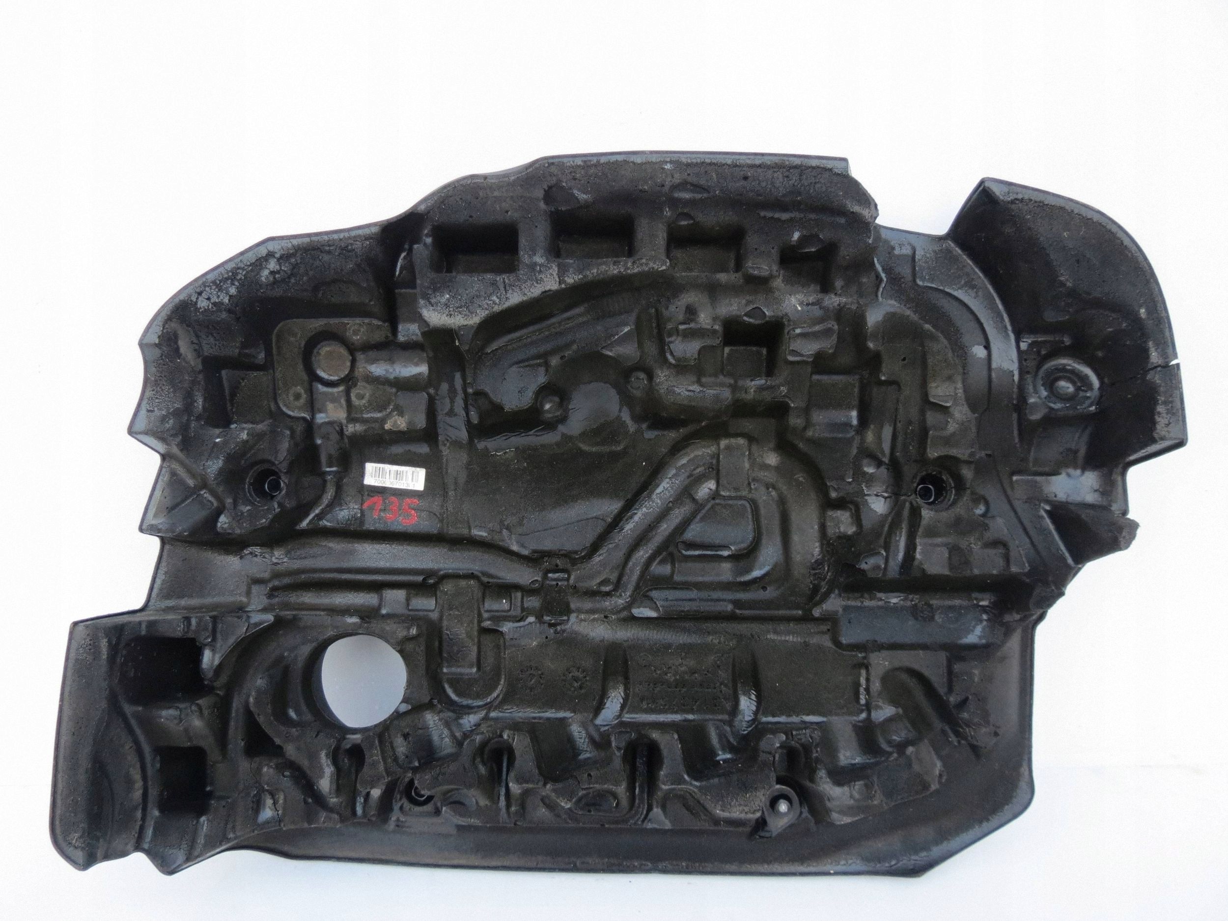 cover upper of the engine VOLVO V60 31437540