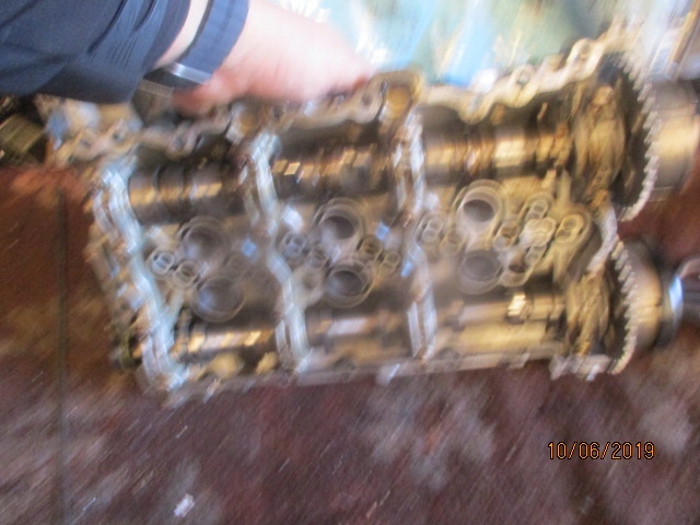 vačky rozvodu AUDI 3,0 TFSI 06M103285S